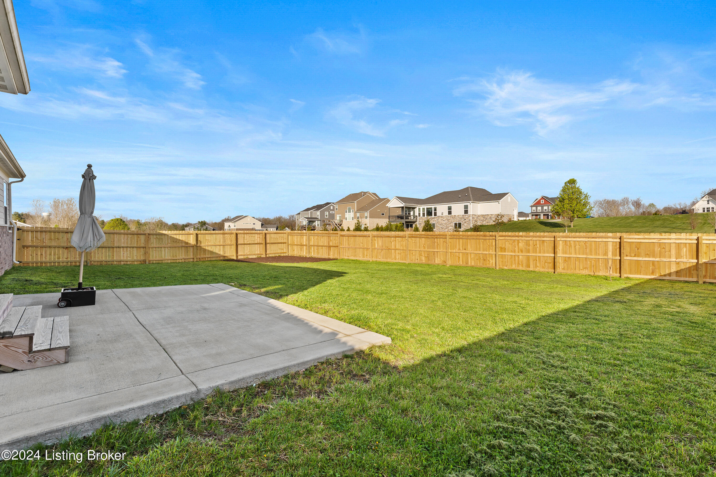 1208 Summit Parks Dr