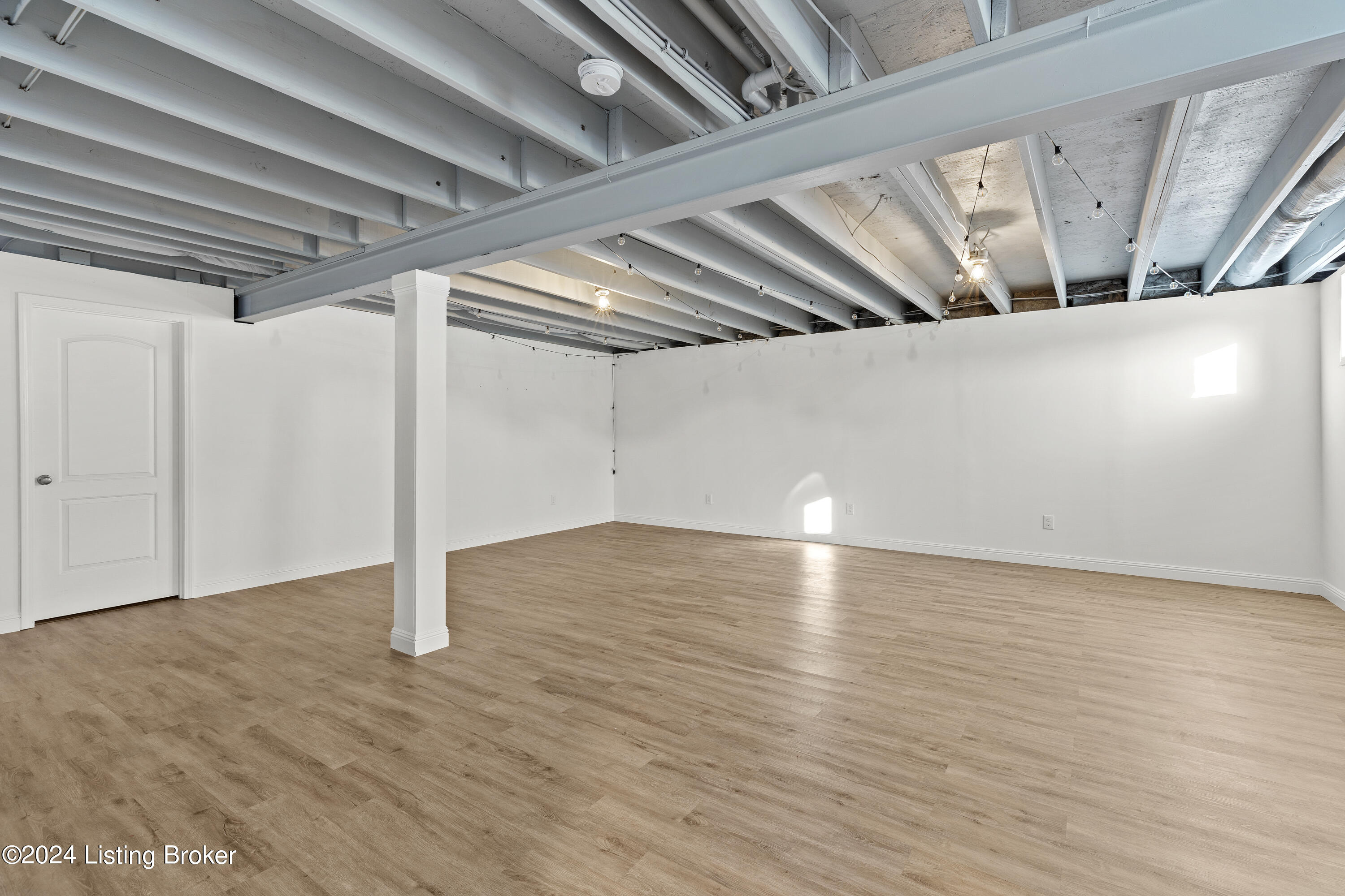 1208 Summit Parks Dr