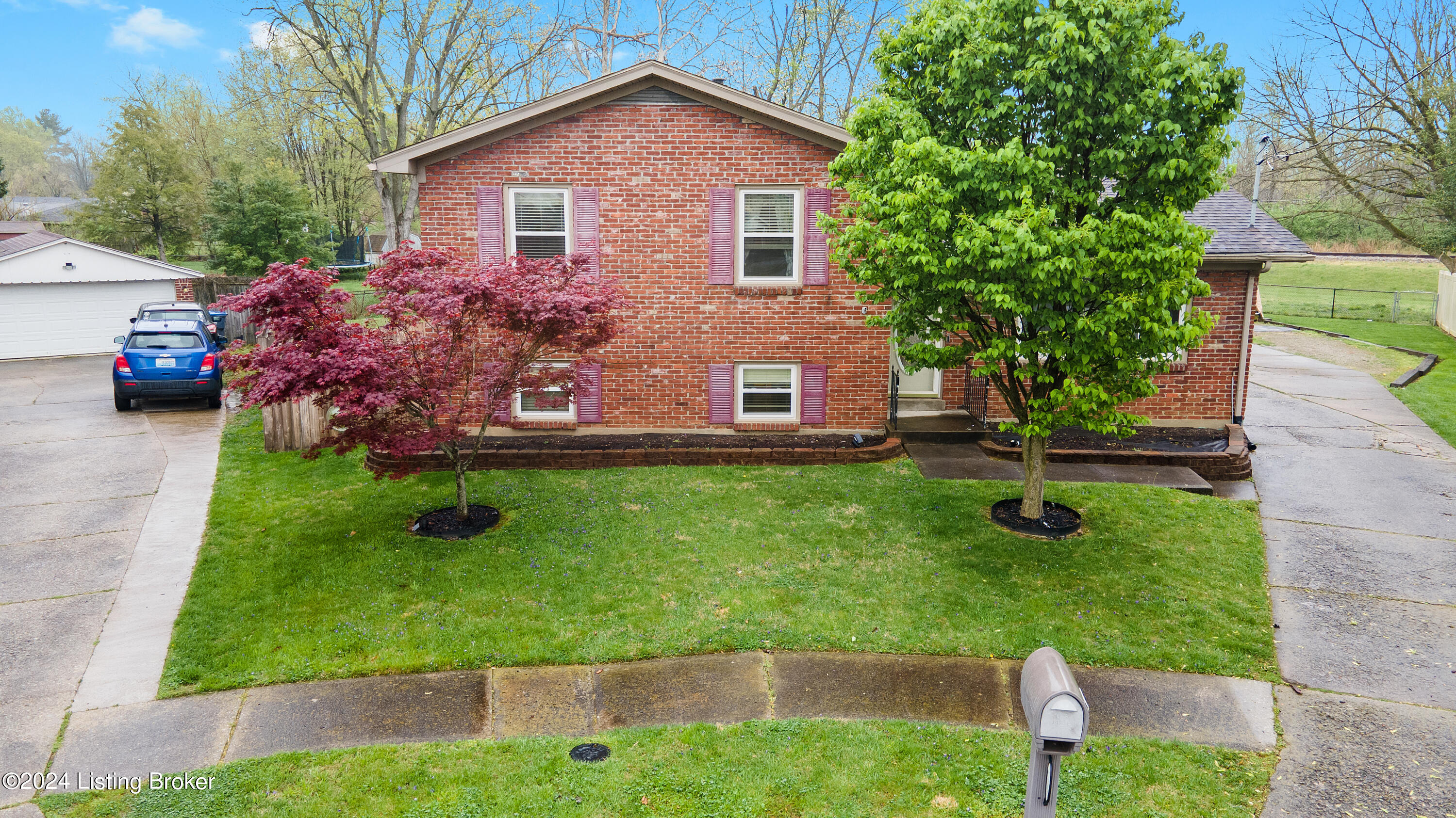 6815 Orange Blossom Rd