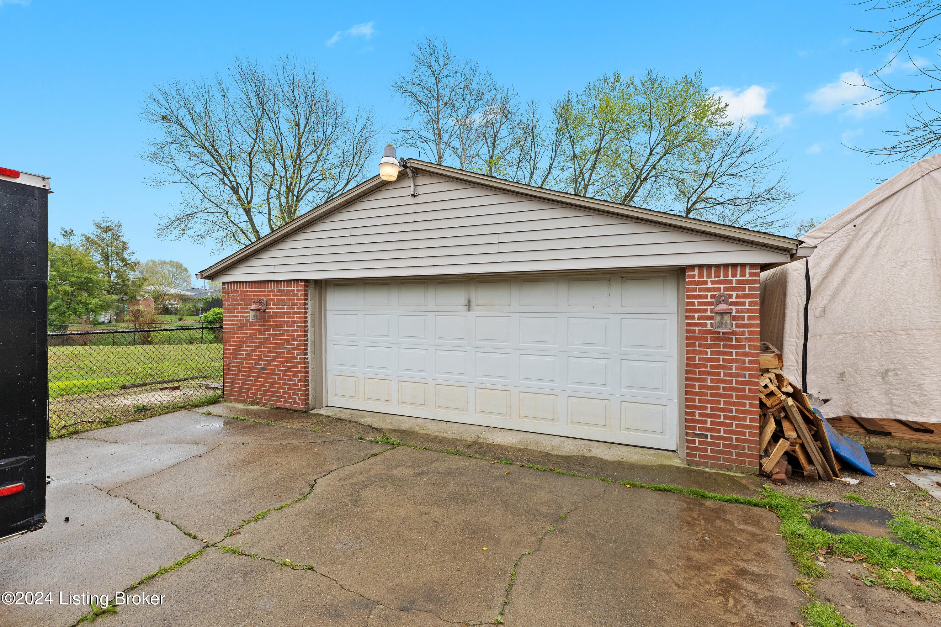 6815 Orange Blossom Rd