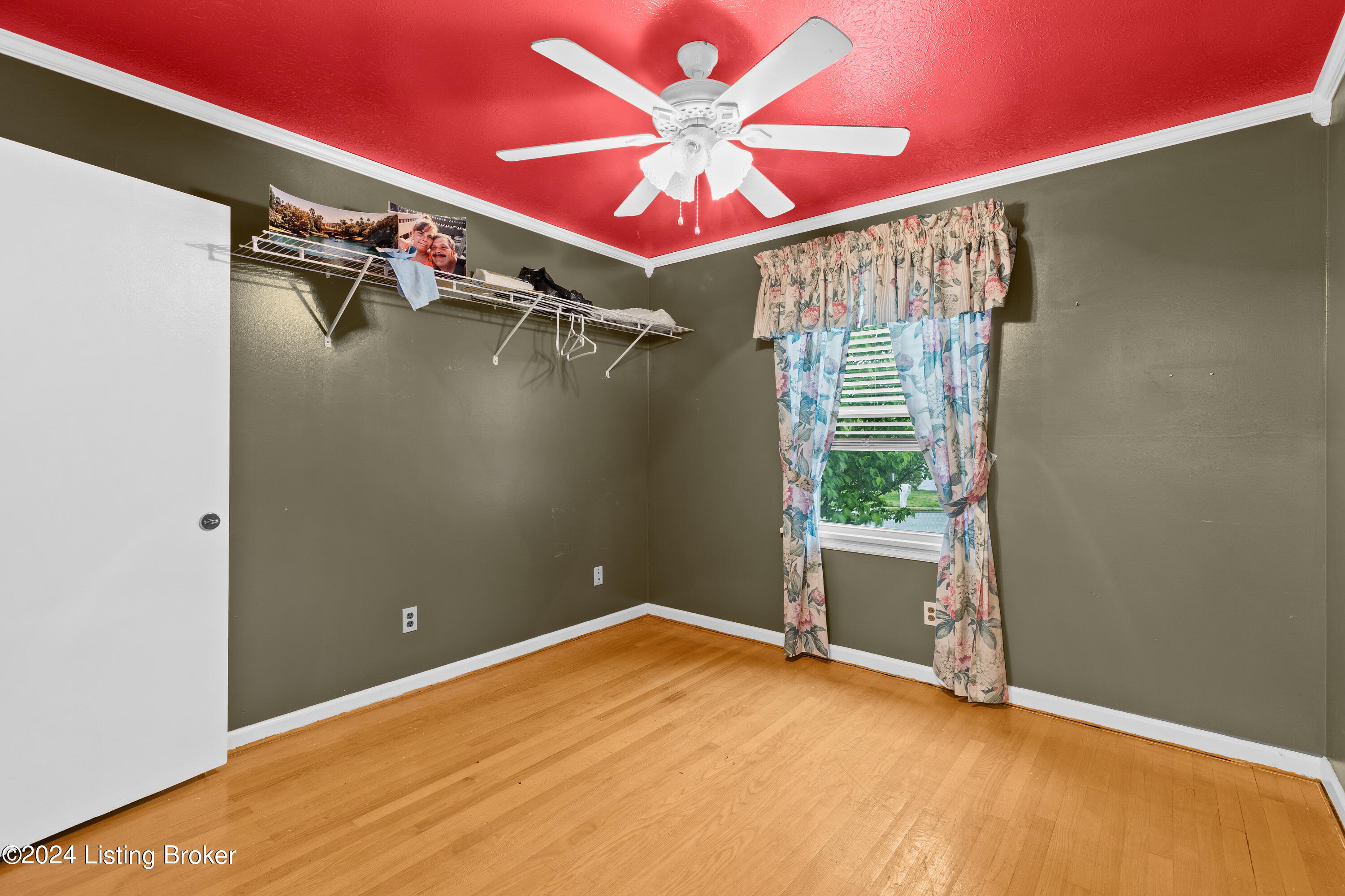 6815 Orange Blossom Rd