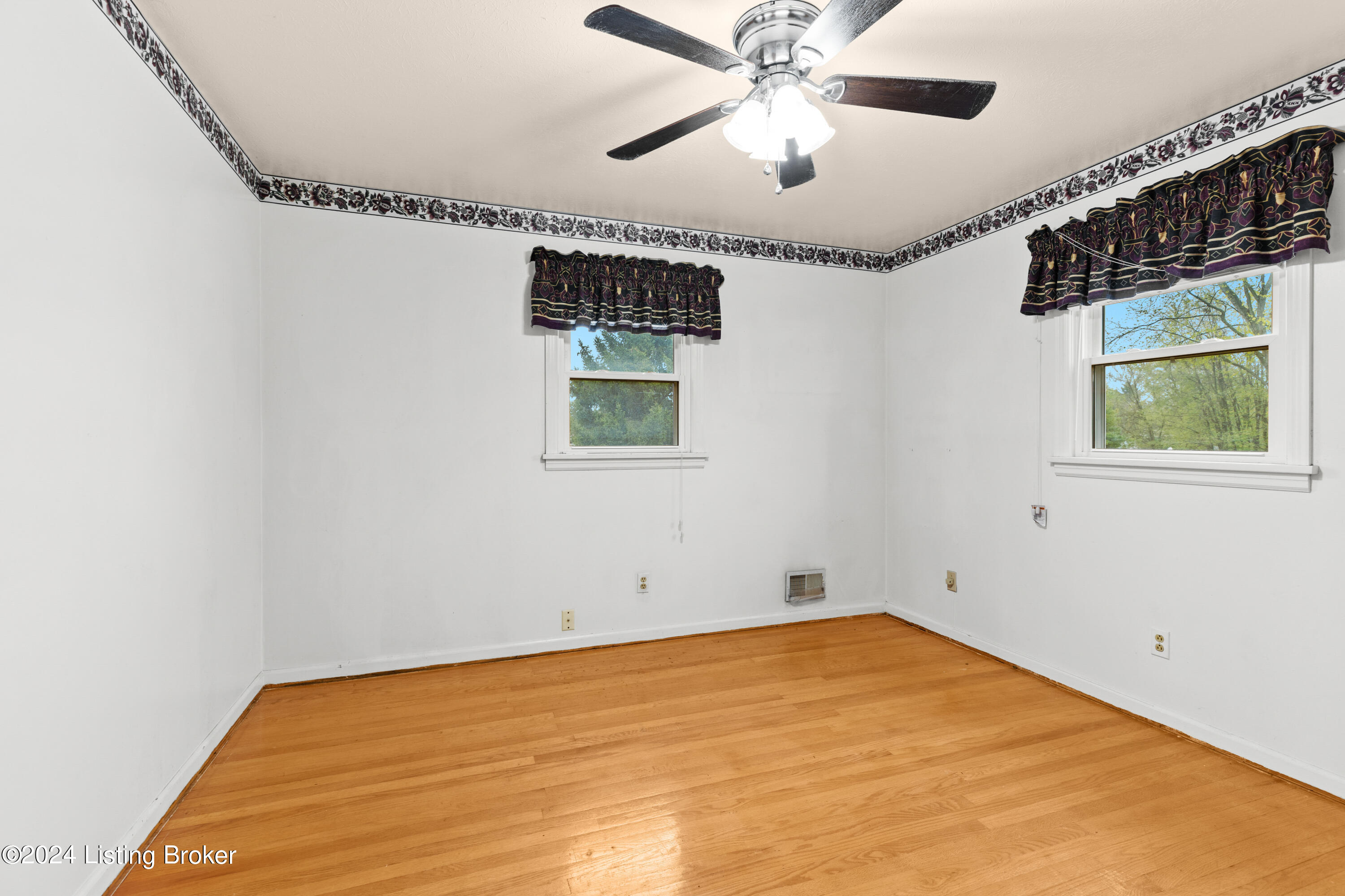 6815 Orange Blossom Rd