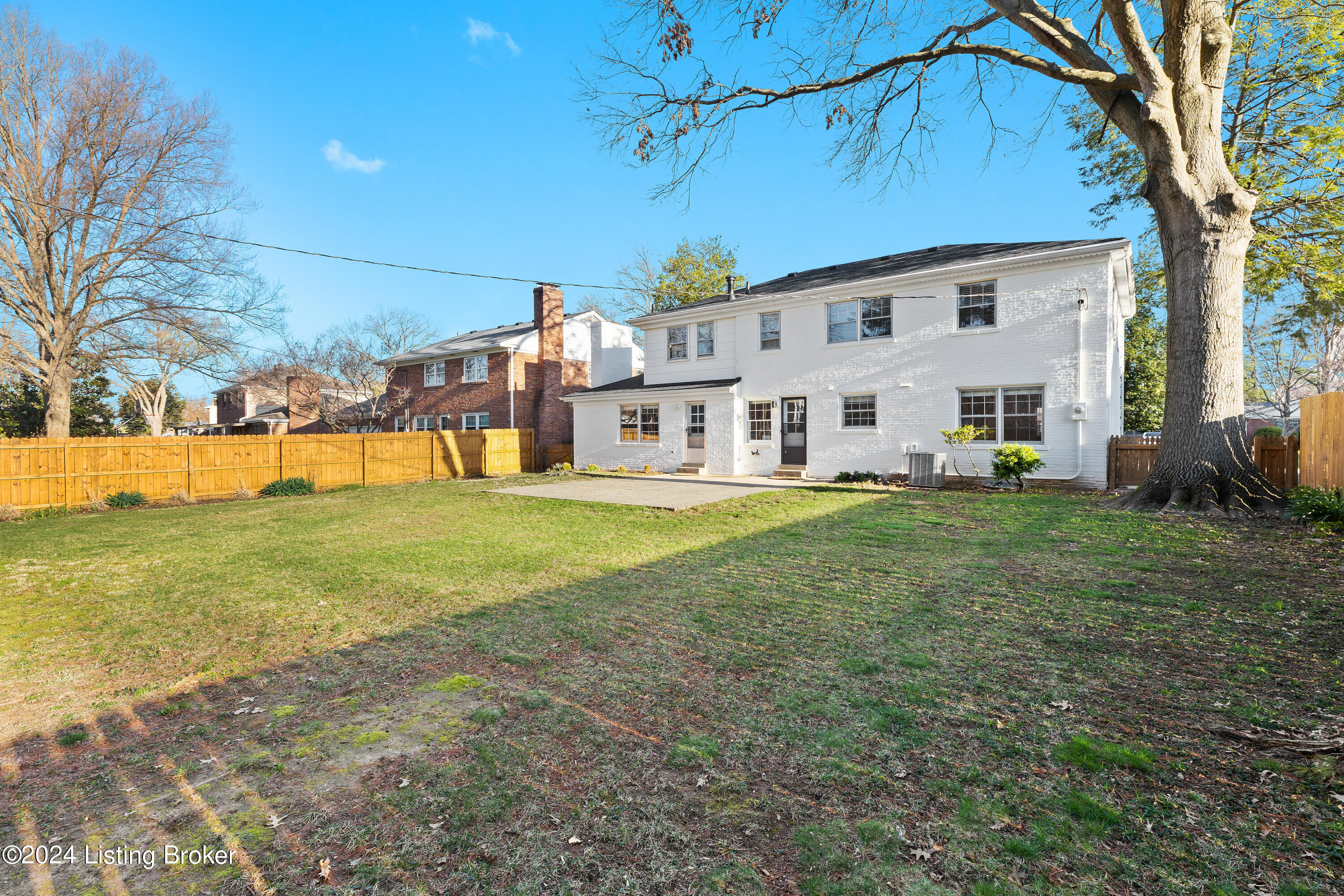 9214 Trentham Ln