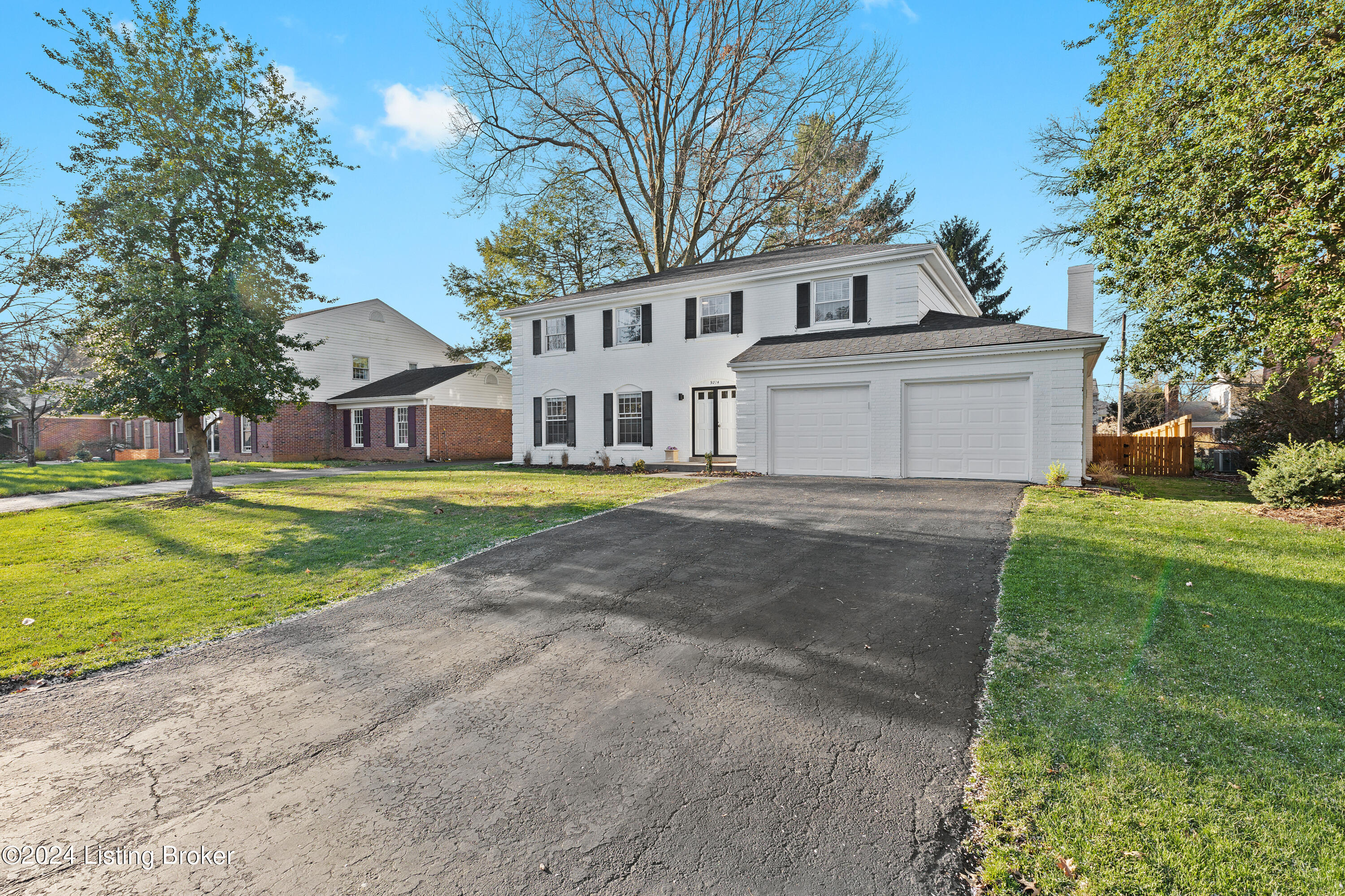 9214 Trentham Ln