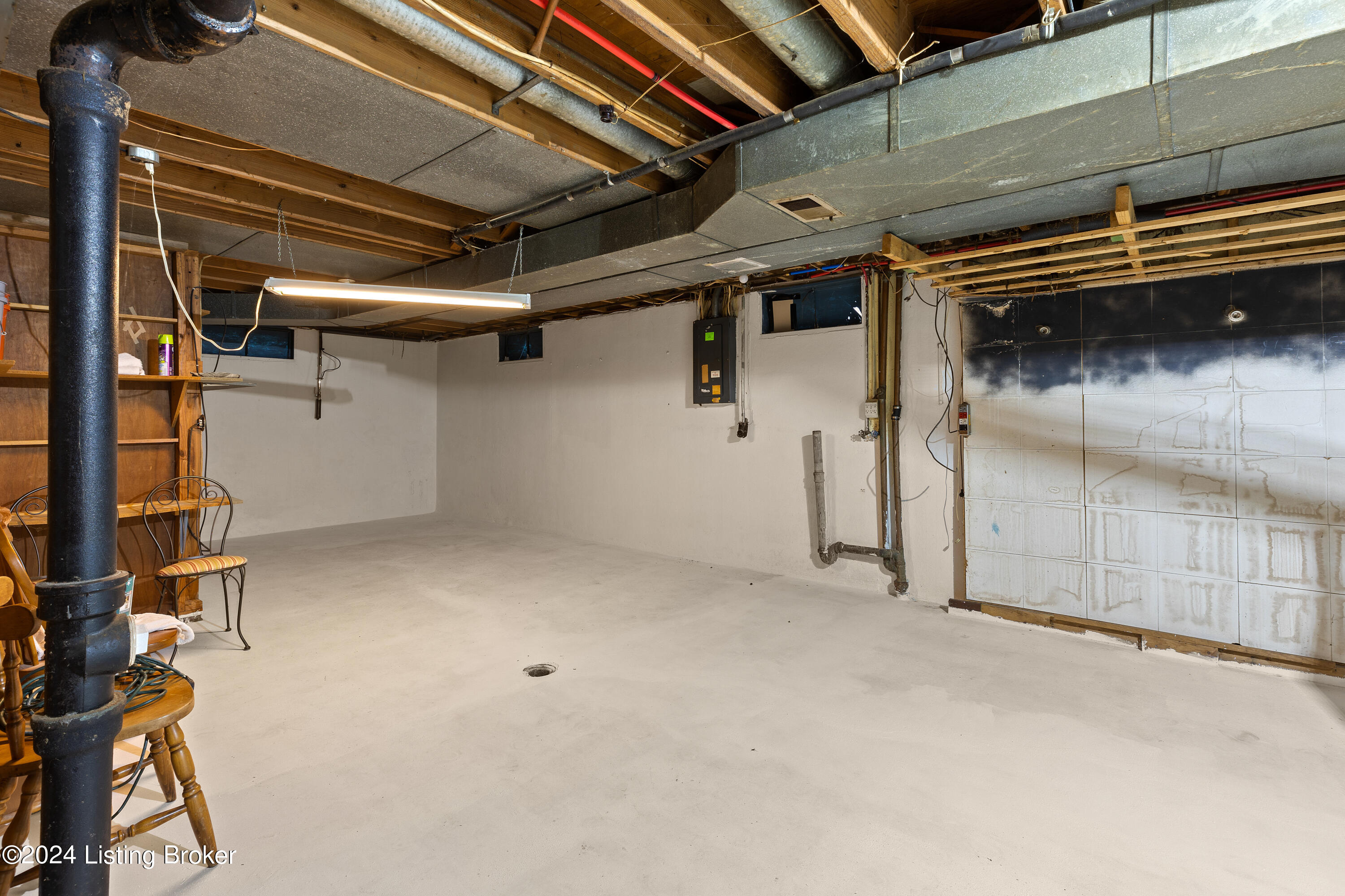 9214 Trentham Ln
