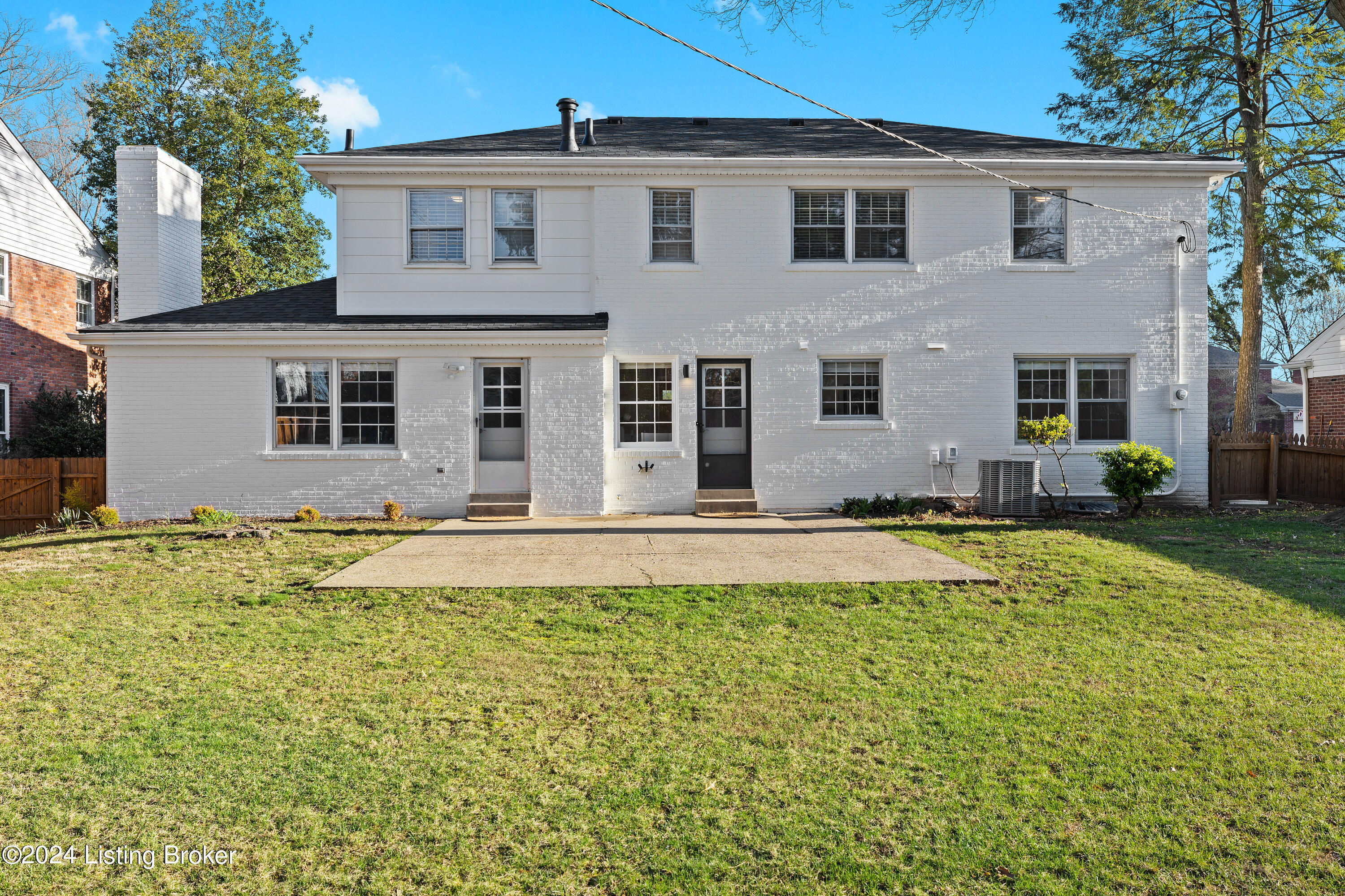 9214 Trentham Ln