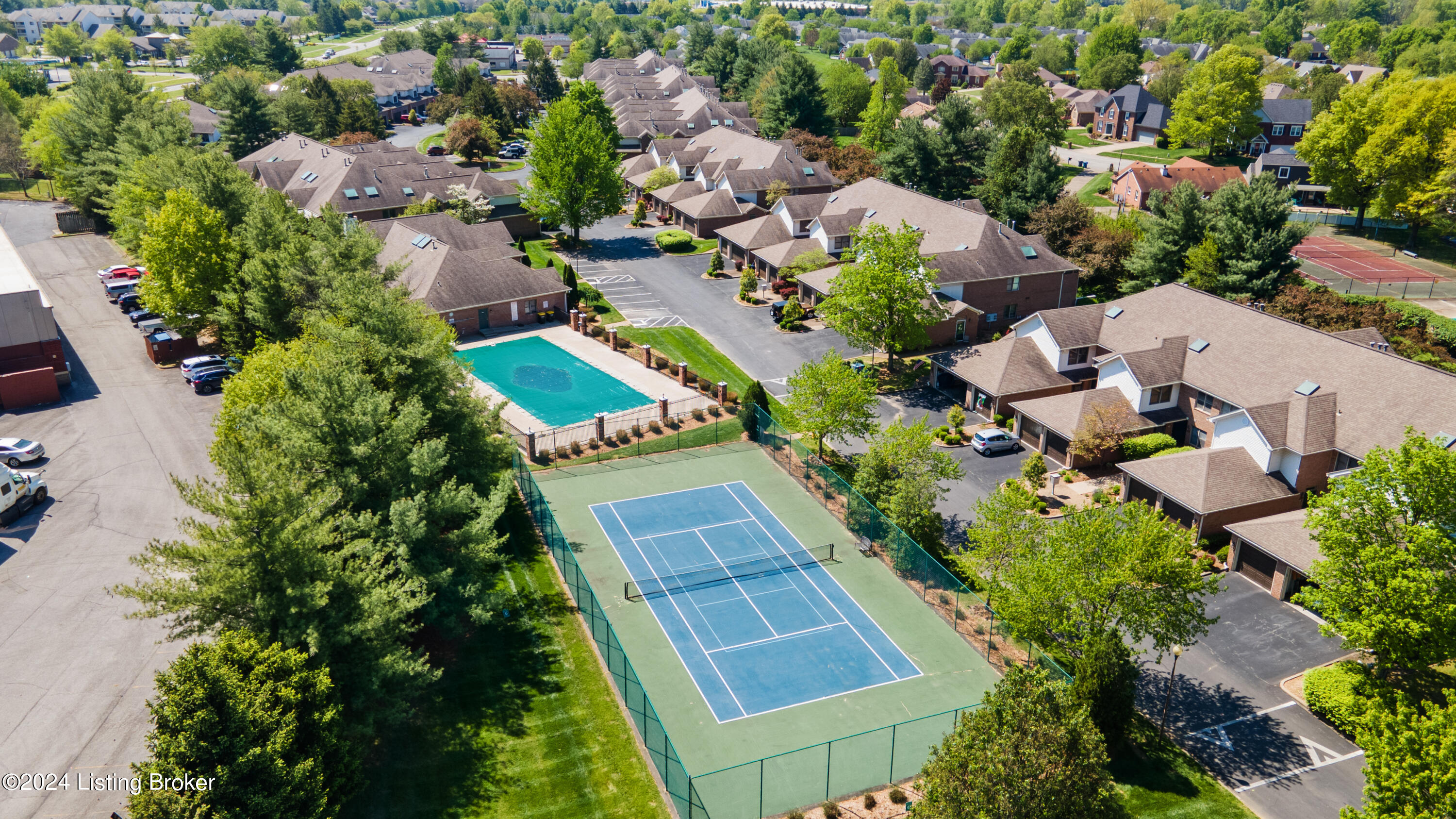 3642 Hurstbourne Ridge Blvd