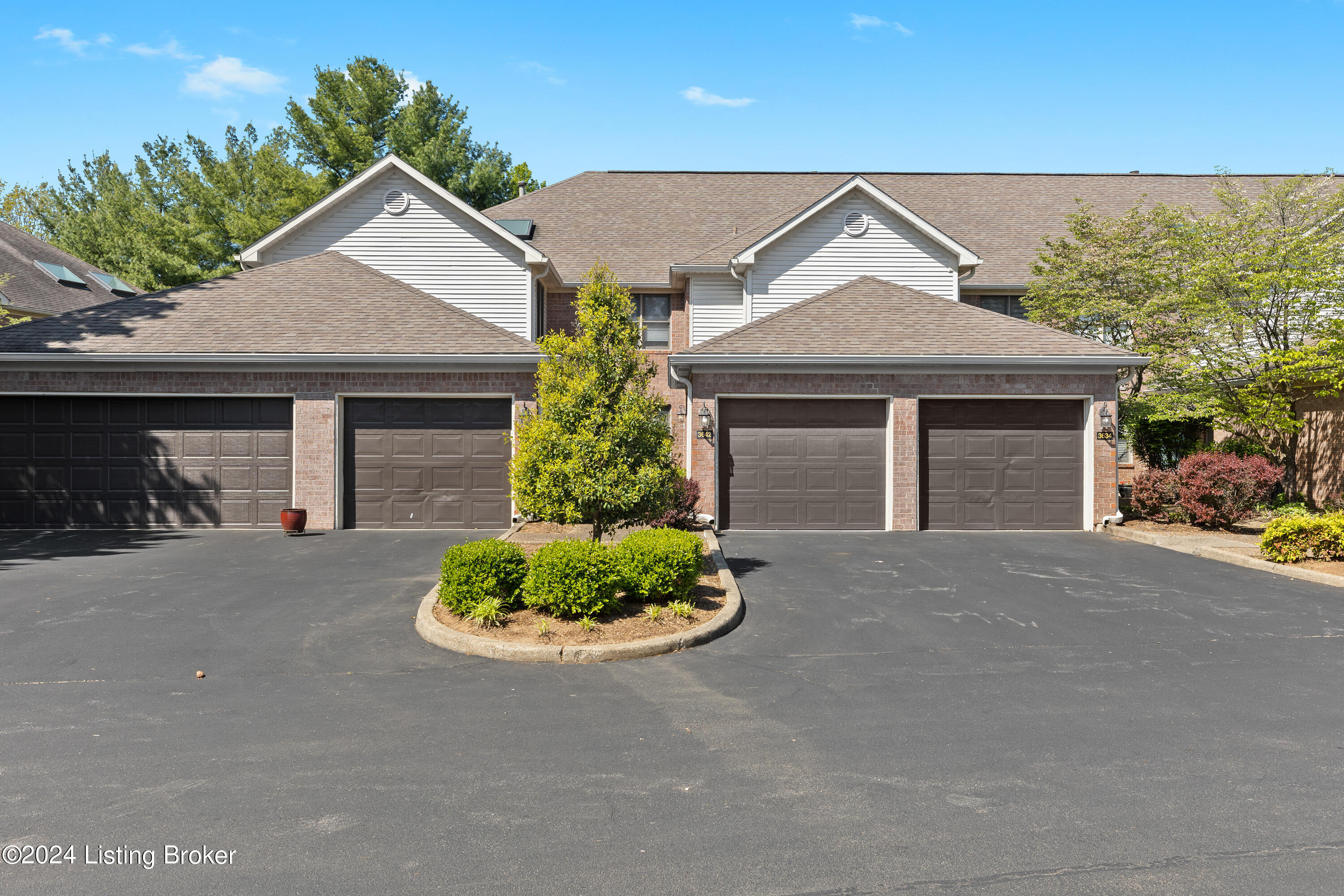 3642 Hurstbourne Ridge Blvd