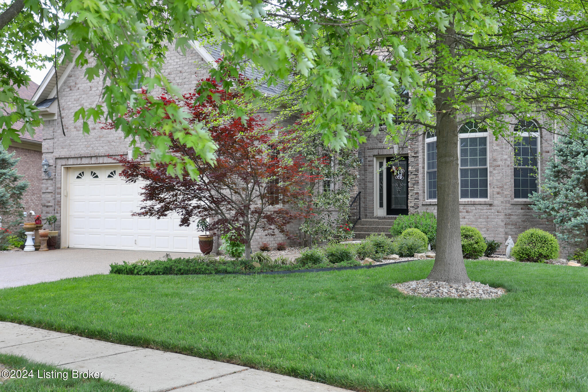 11307 Valley Cove Cir