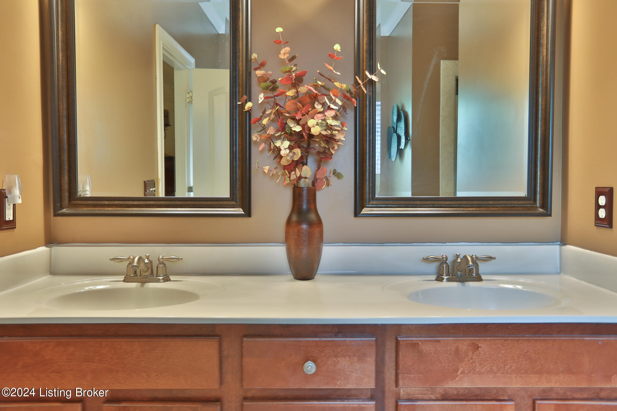 11307 Valley Cove Cir