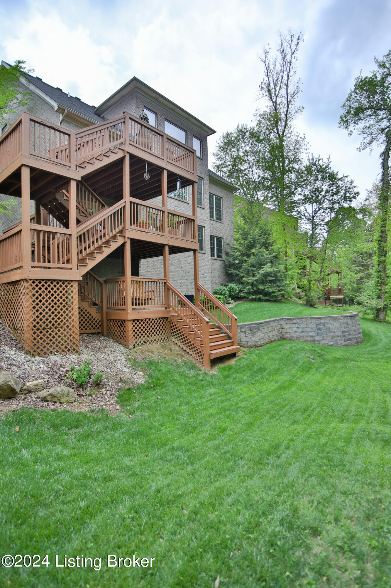 11307 Valley Cove Cir