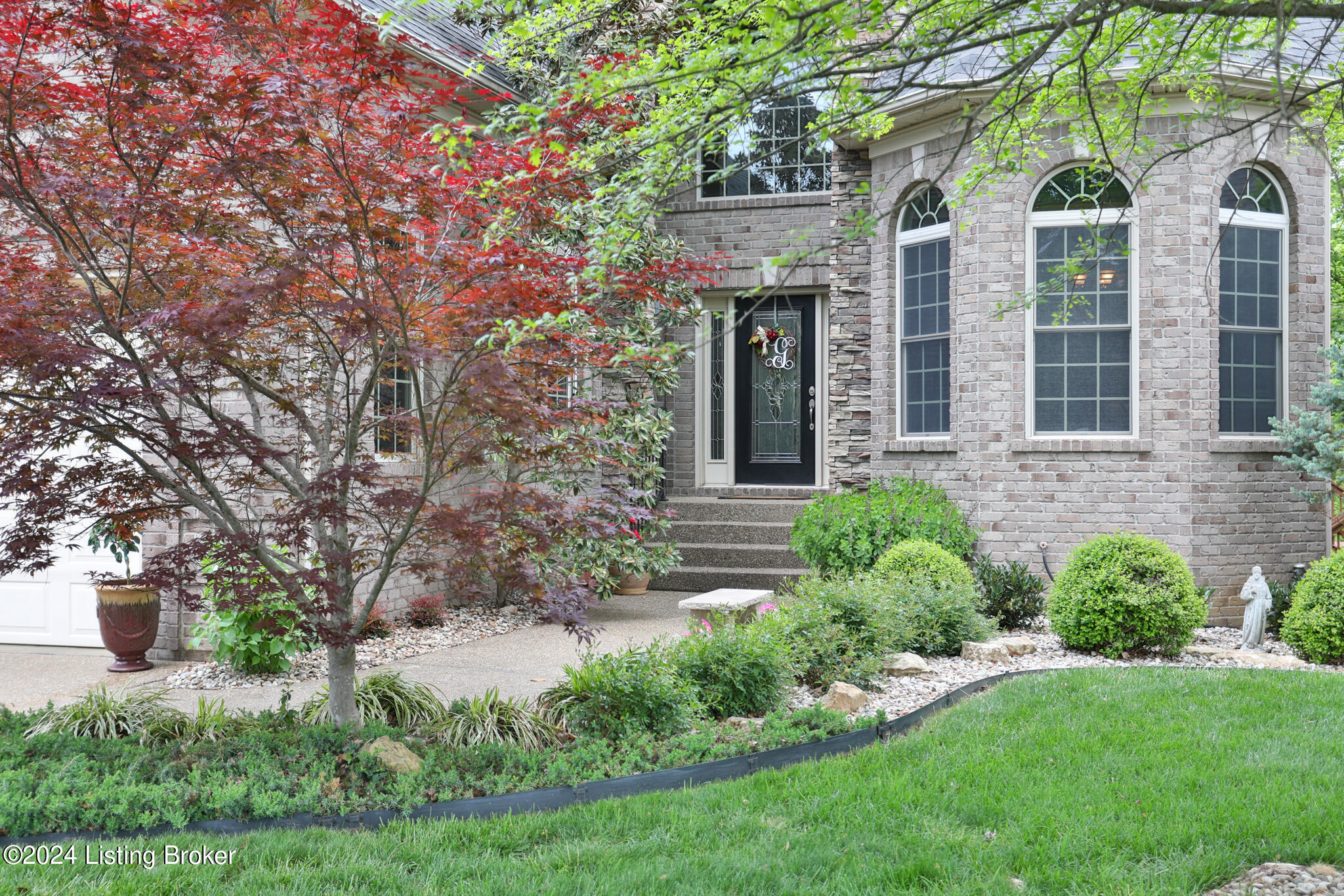 11307 Valley Cove Cir