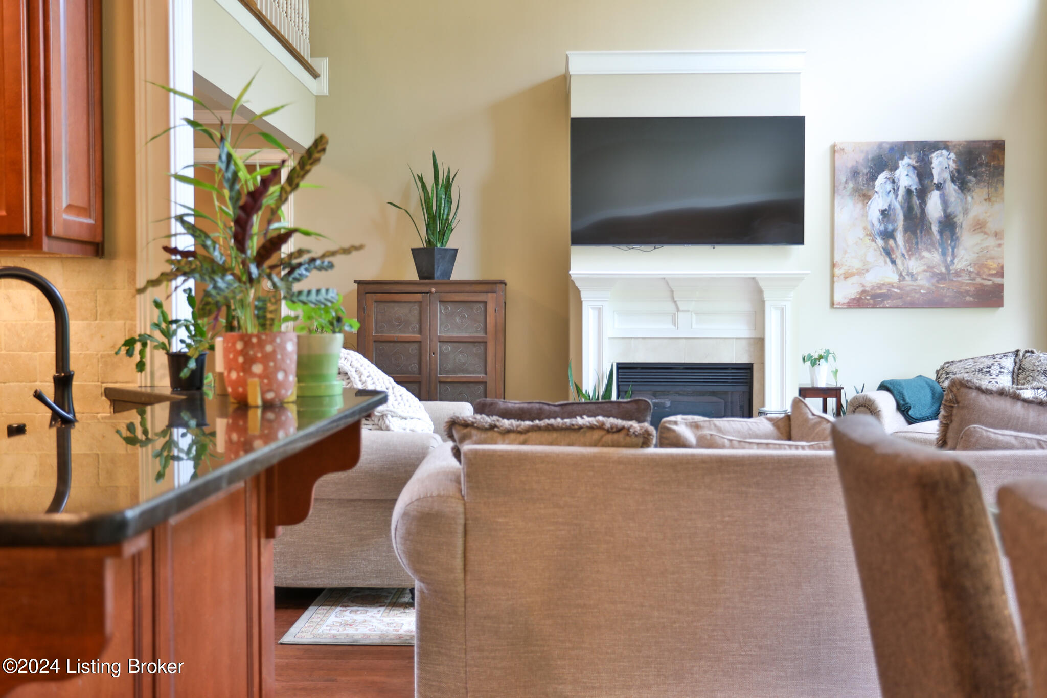 11307 Valley Cove Cir