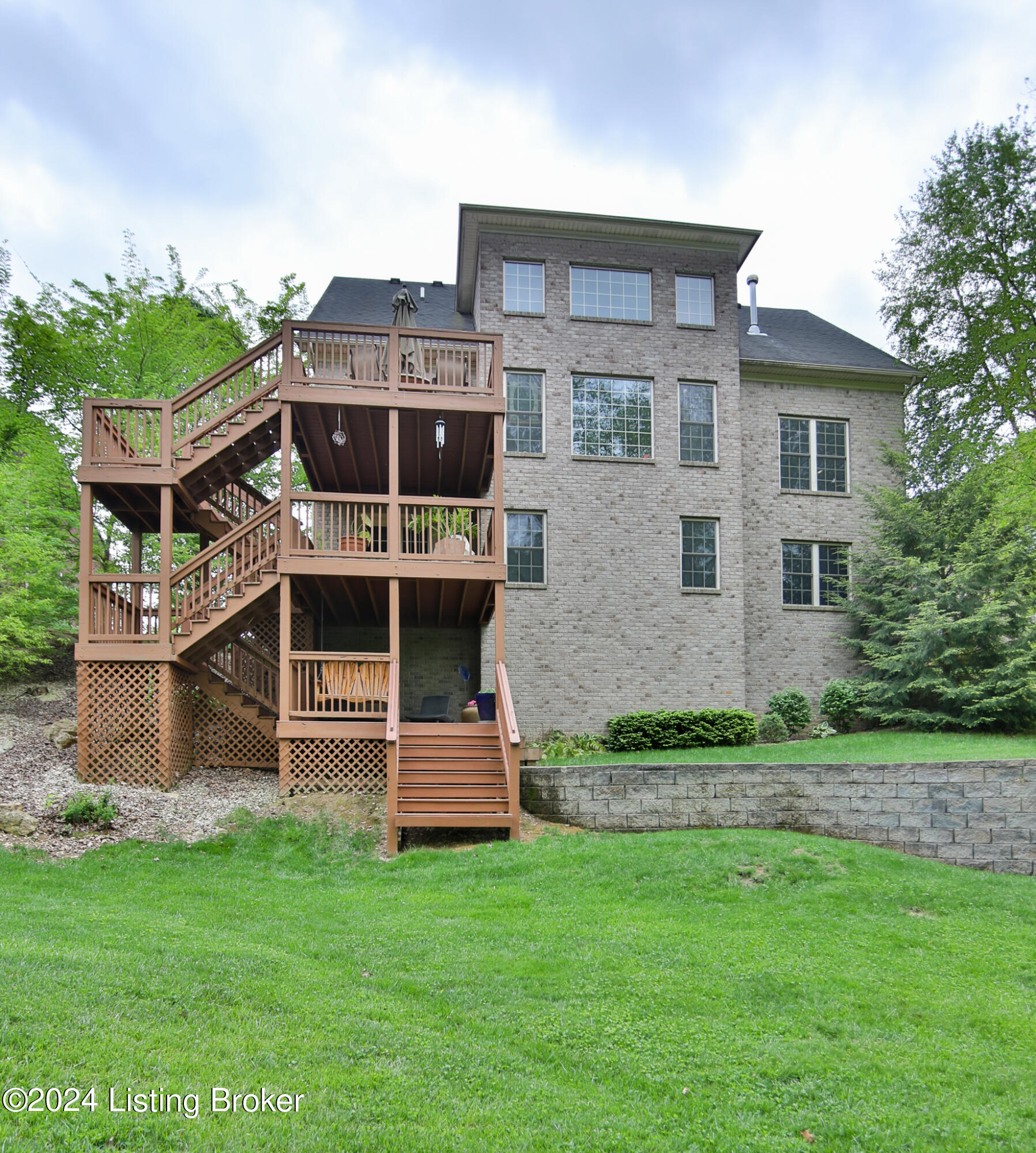 11307 Valley Cove Cir