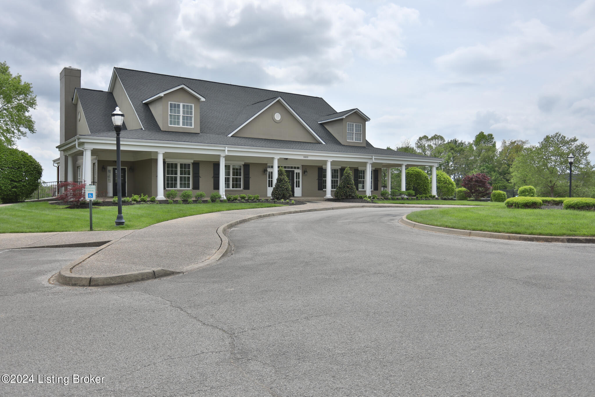 11307 Valley Cove Cir
