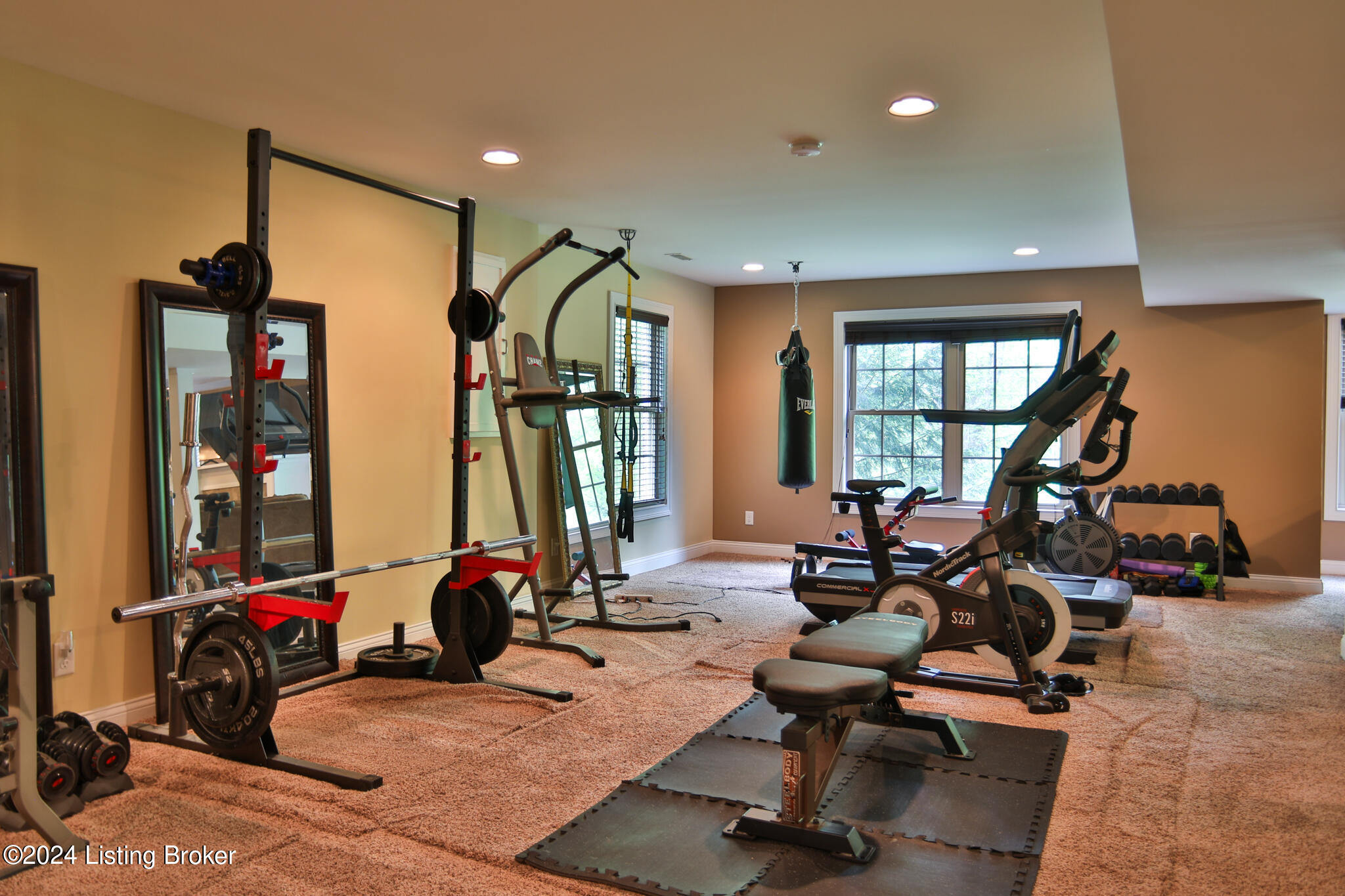 11307 Valley Cove Cir