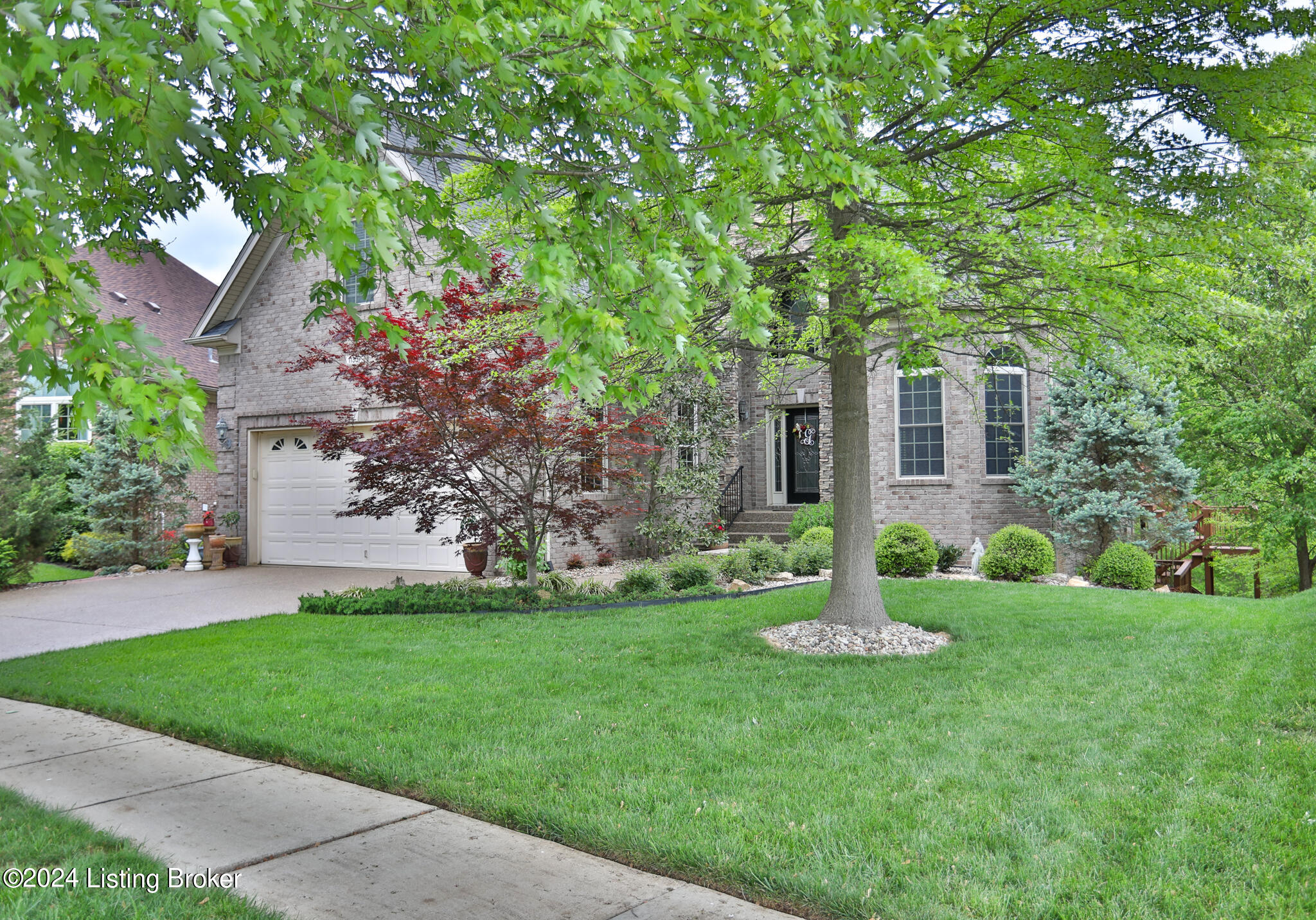 11307 Valley Cove Cir