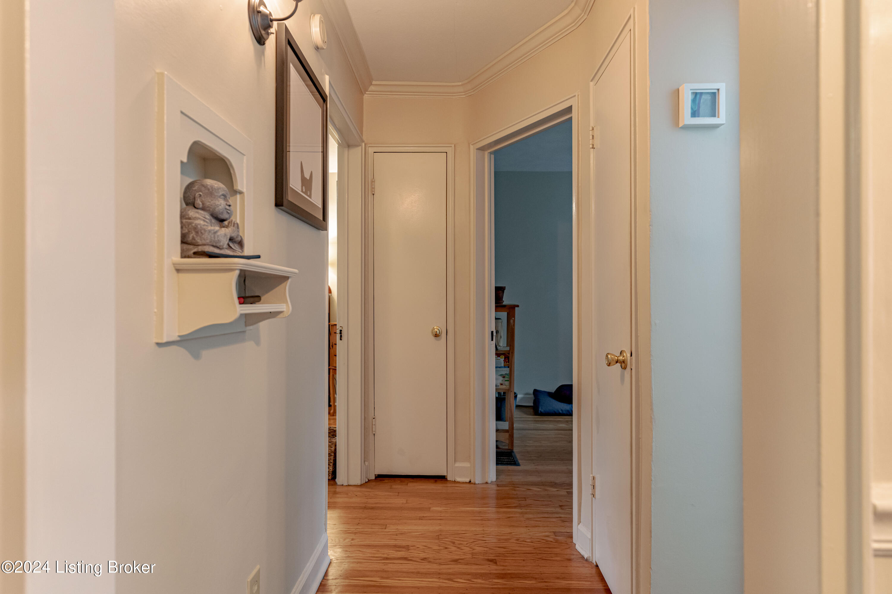 1609 Ellwood Ave, D2