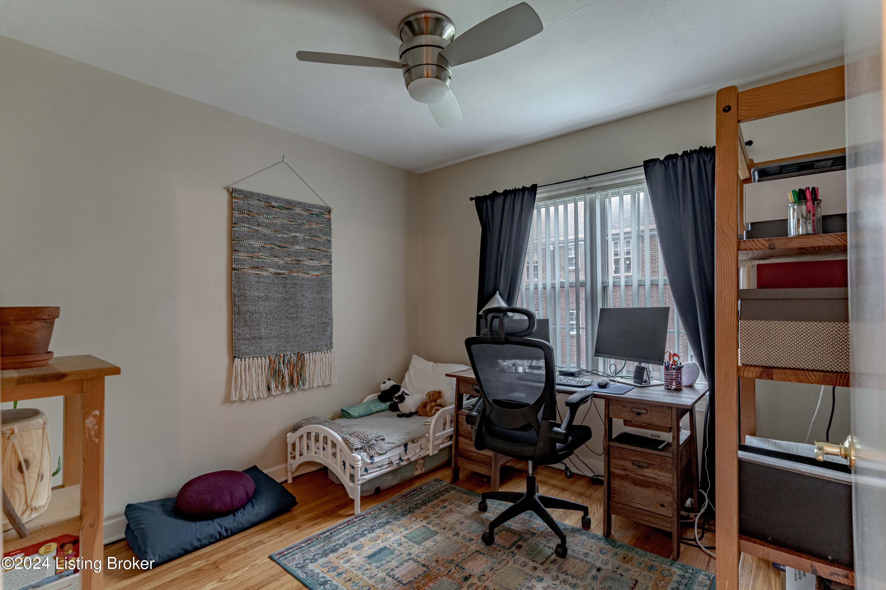 1609 Ellwood Ave, D2