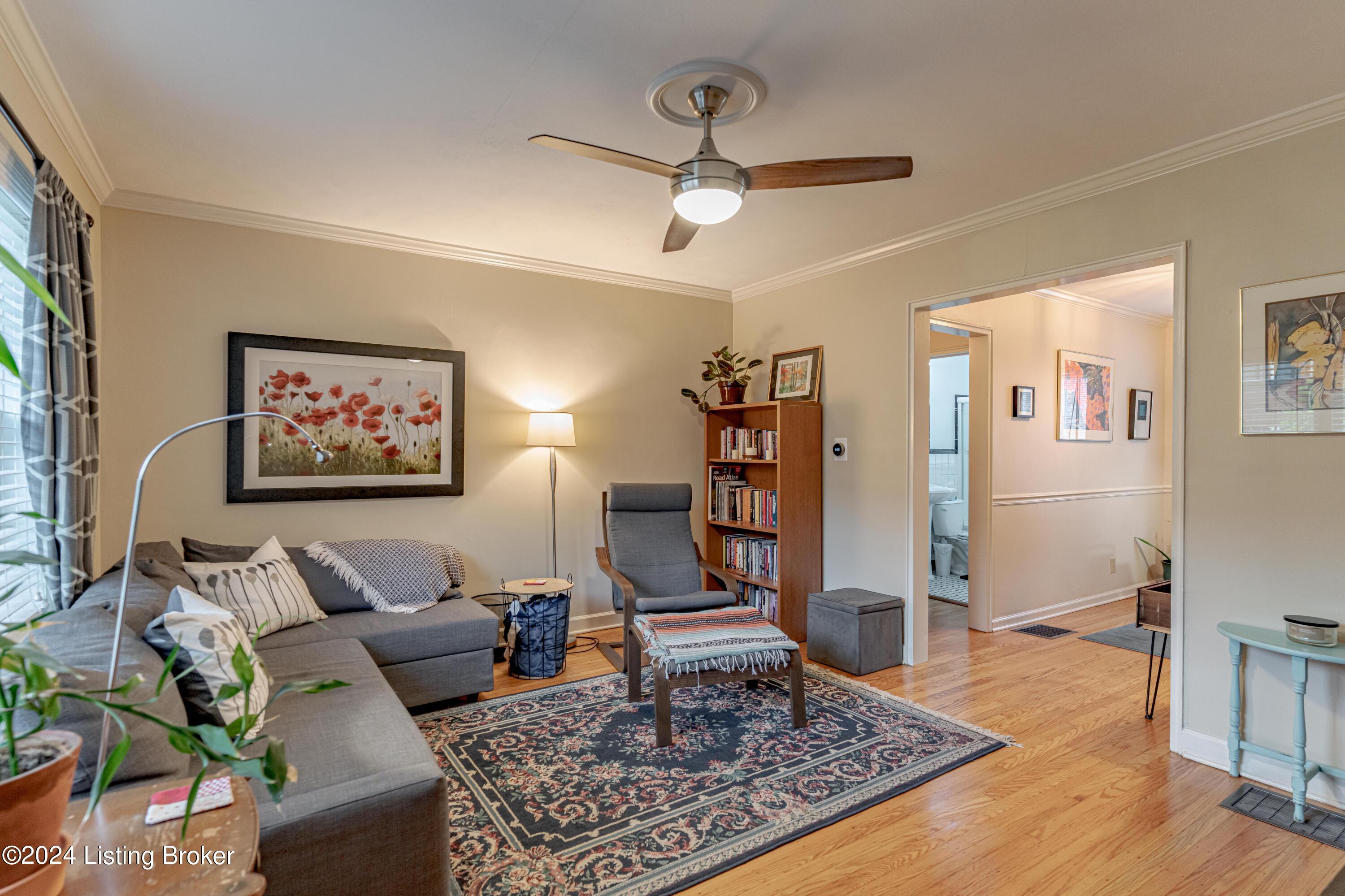 1609 Ellwood Ave, D2