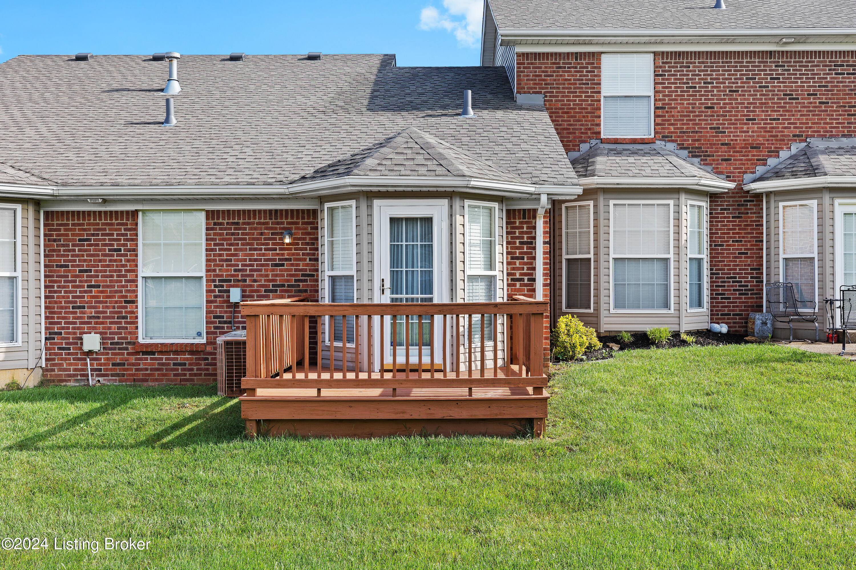 8907 Stony Falls Way