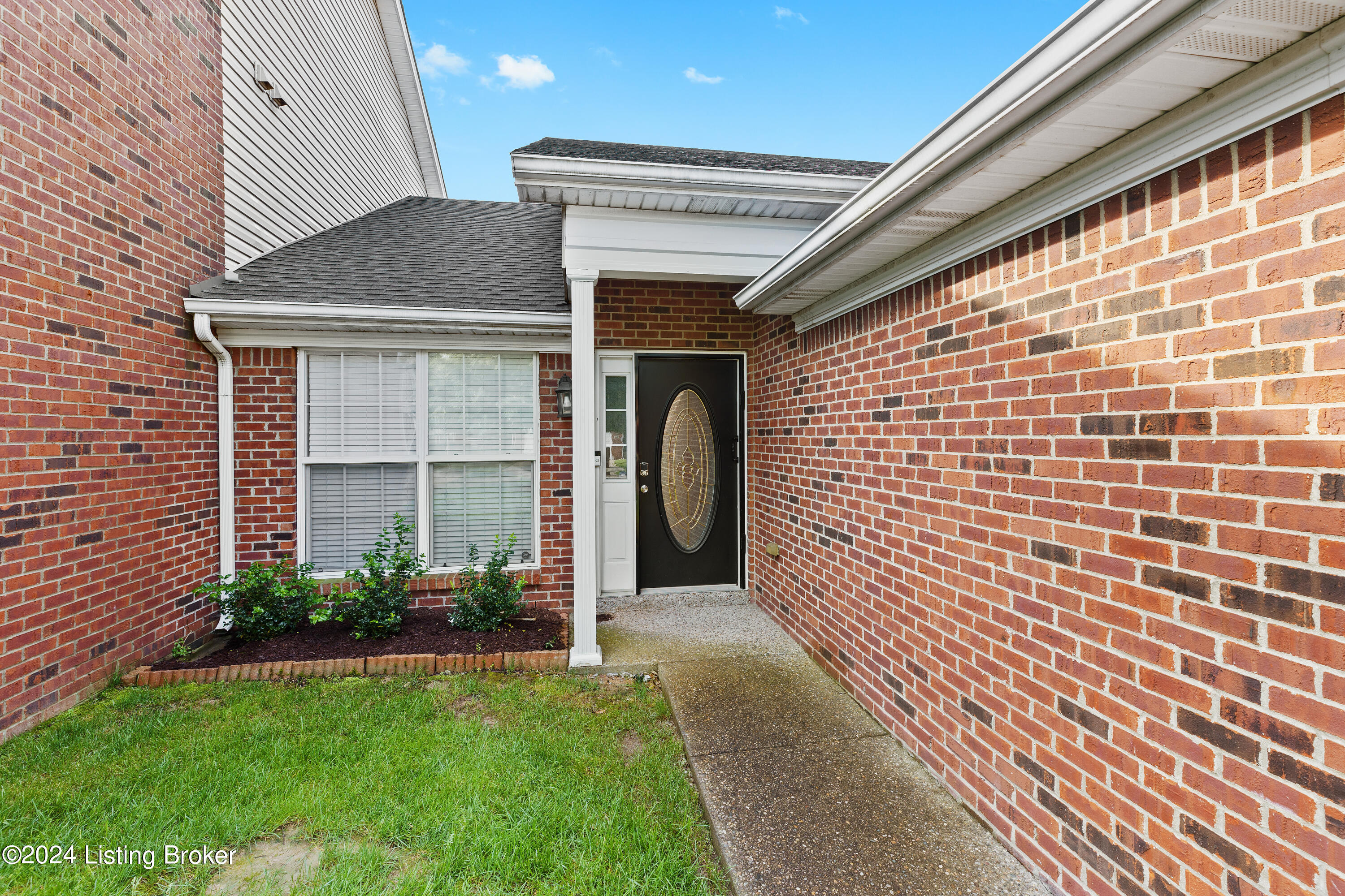 8907 Stony Falls Way