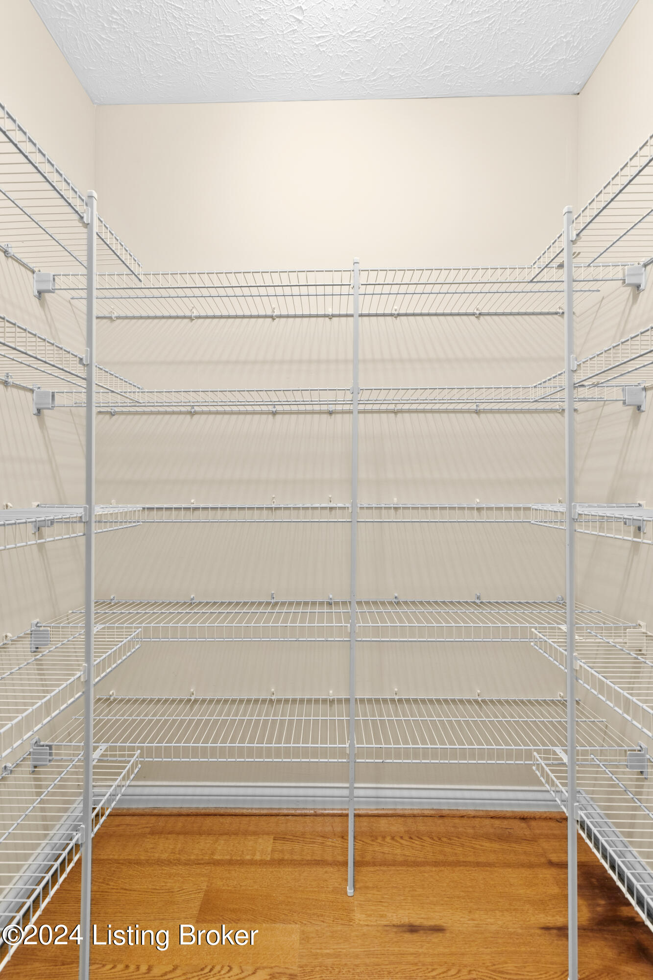 8907 Stony Falls Way