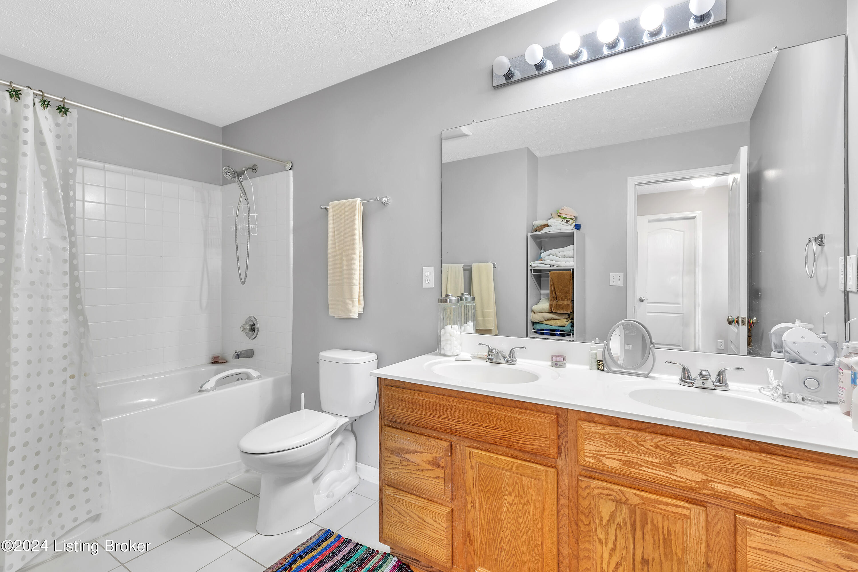 3416 Pinnacle Gardens Dr