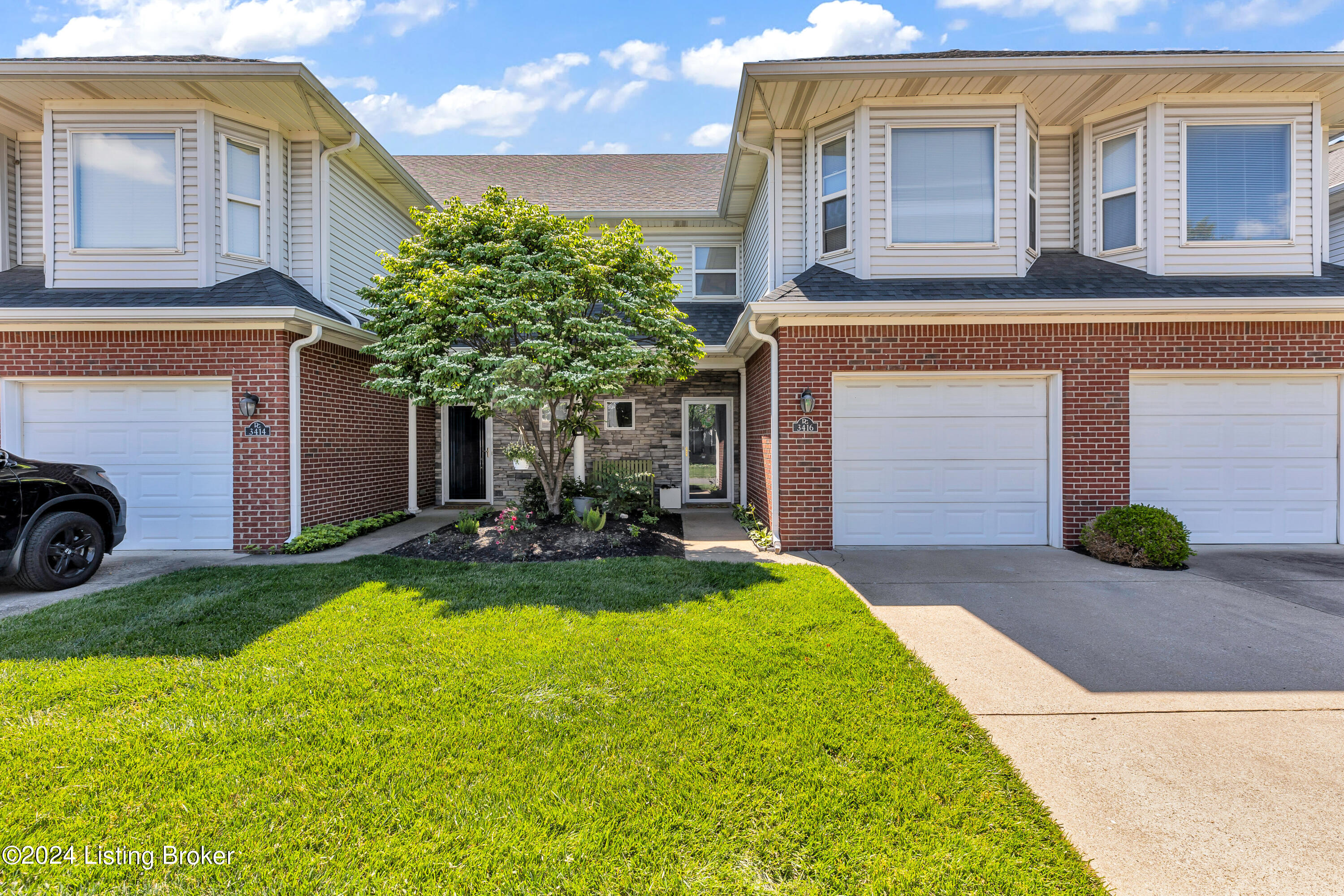 3416 Pinnacle Gardens Dr