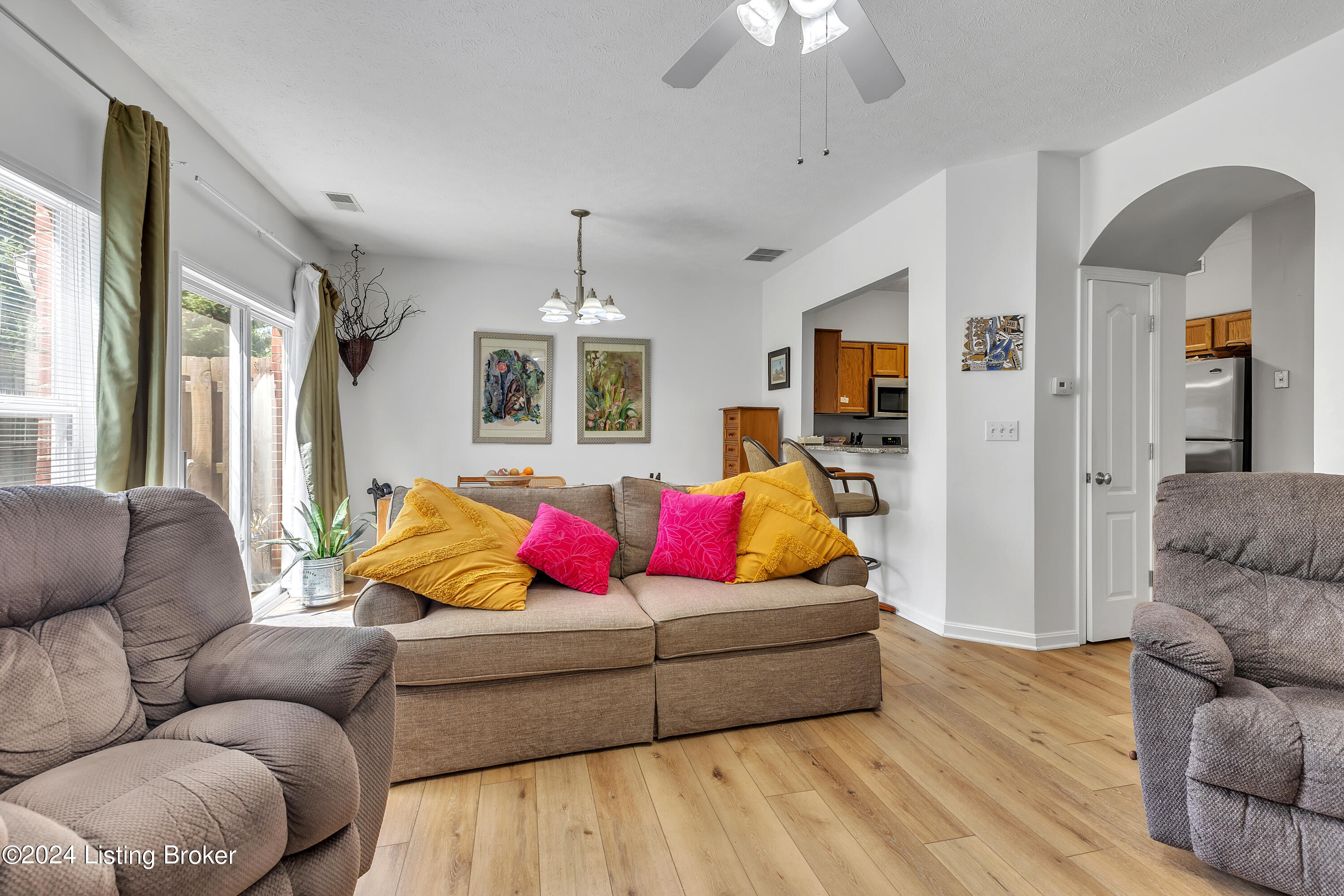 3416 Pinnacle Gardens Dr