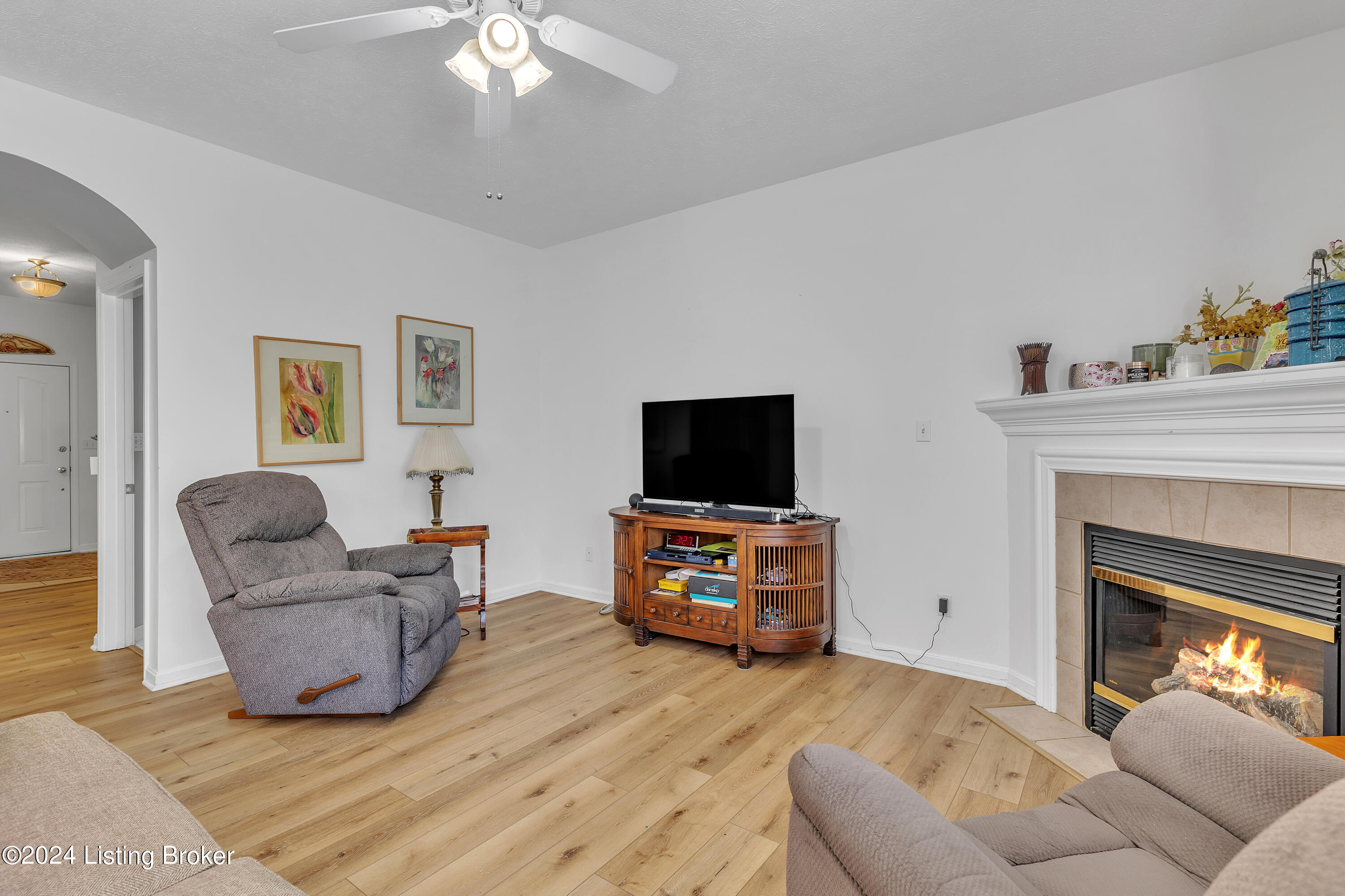 3416 Pinnacle Gardens Dr