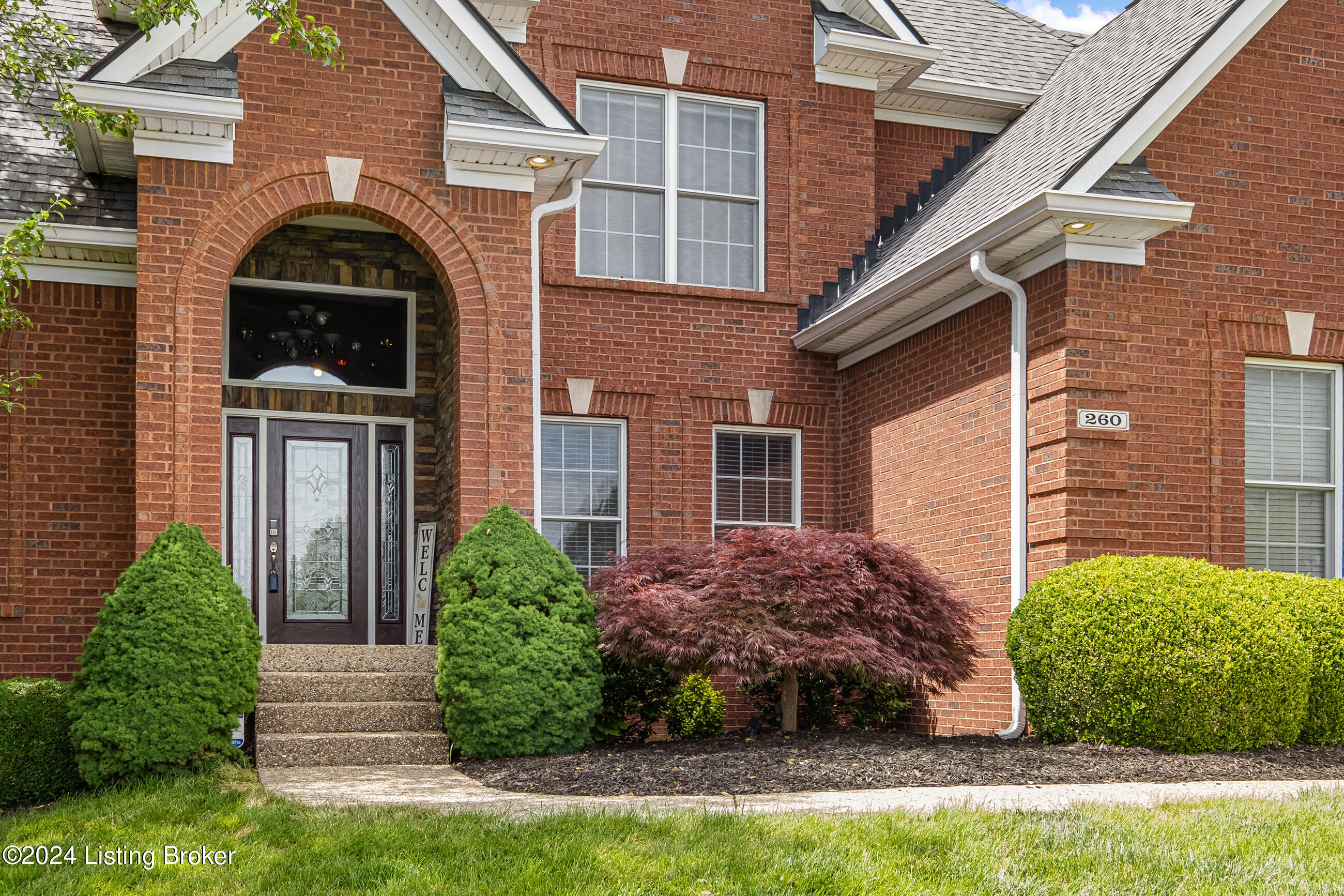 260 Kingswood Ct