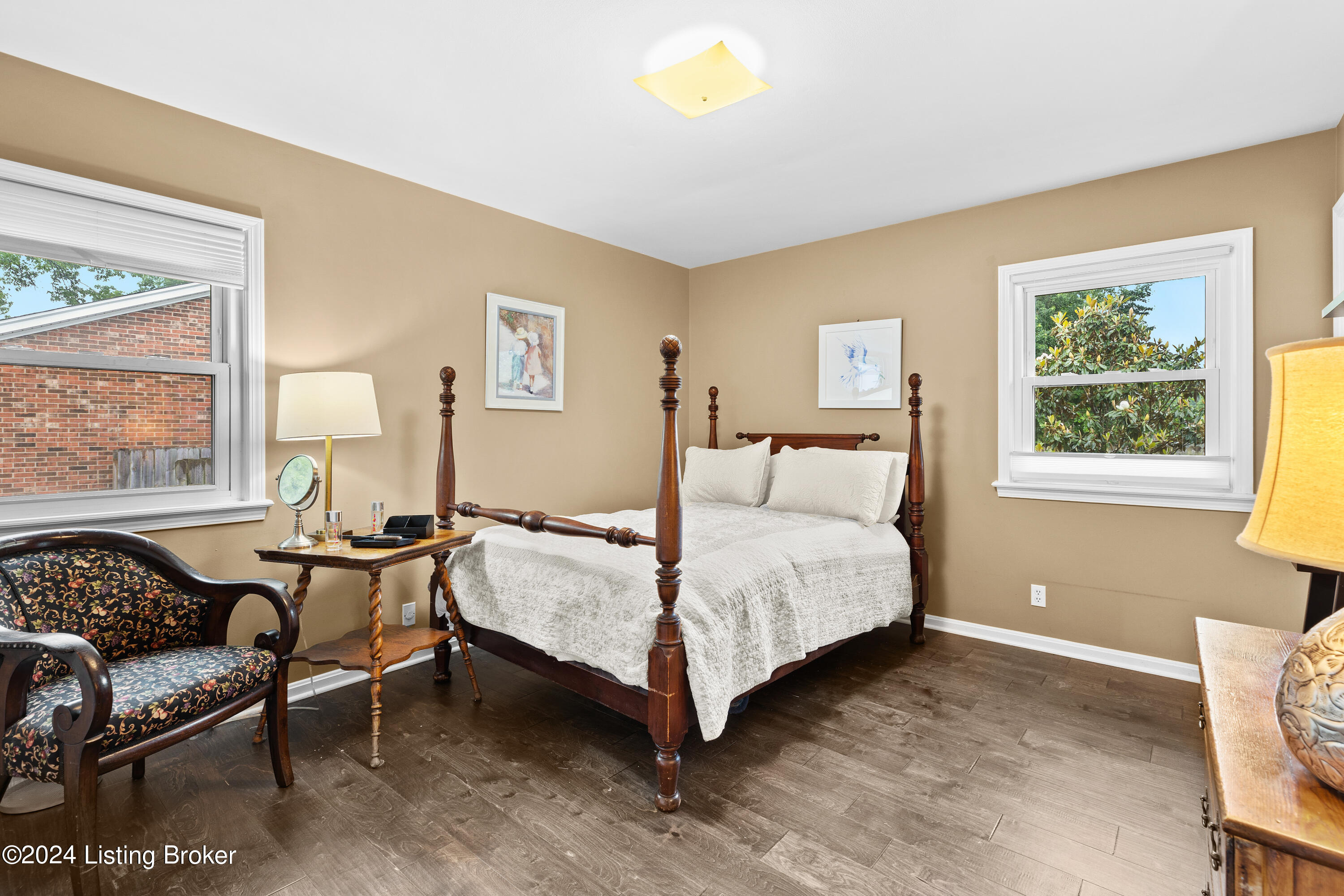 1216 Abbeywood Rd