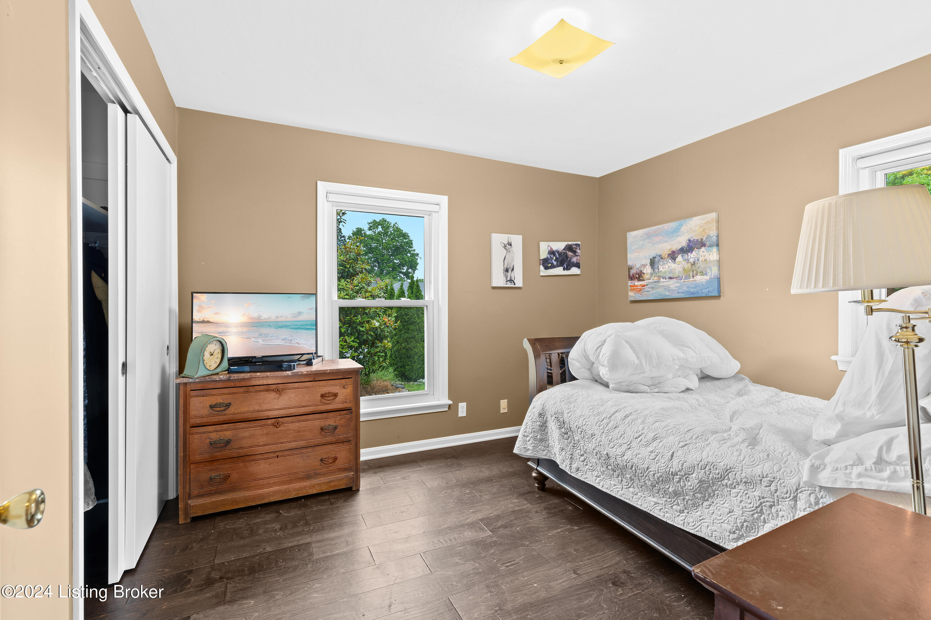 1216 Abbeywood Rd
