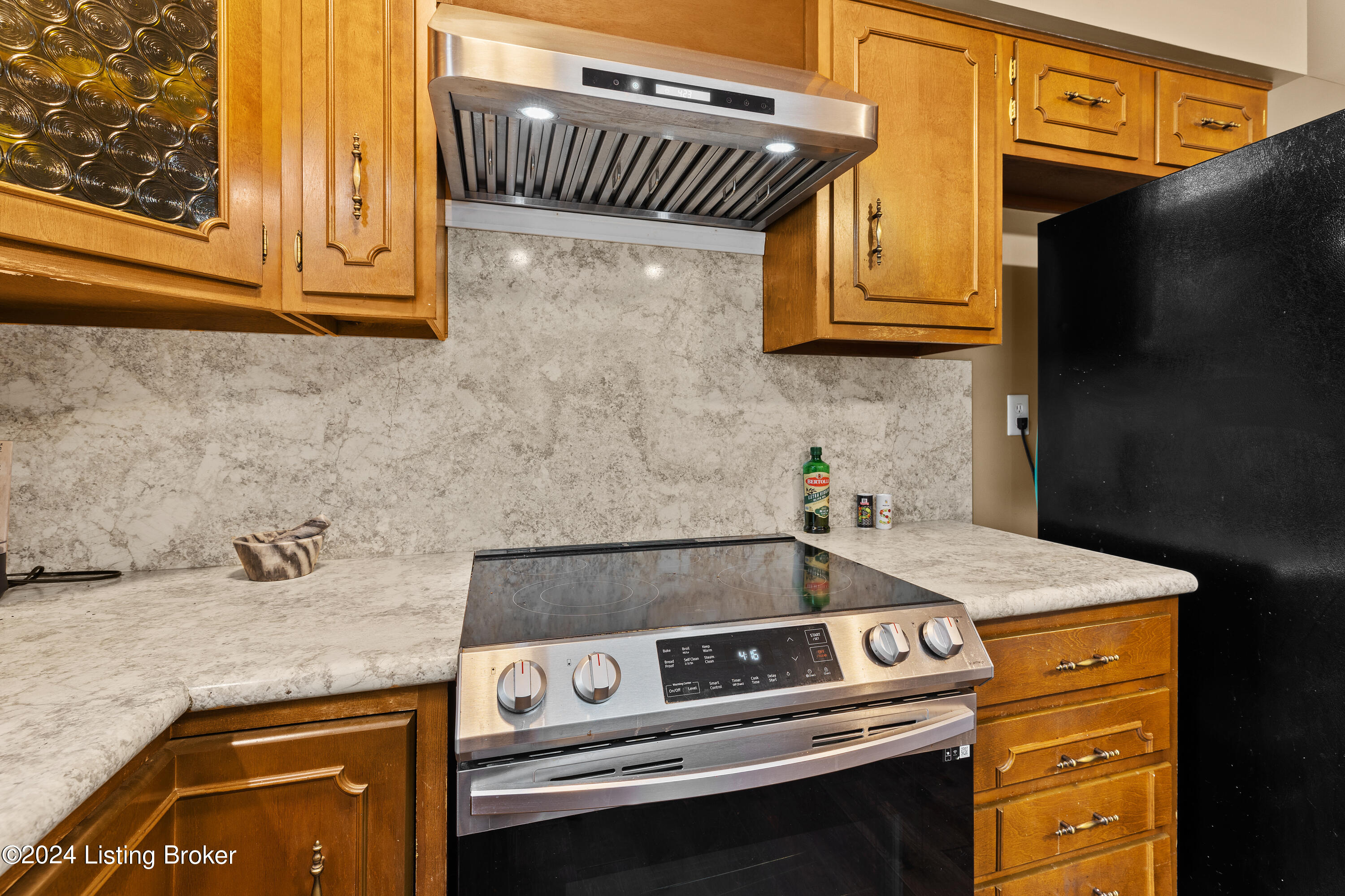 1216 Abbeywood Rd