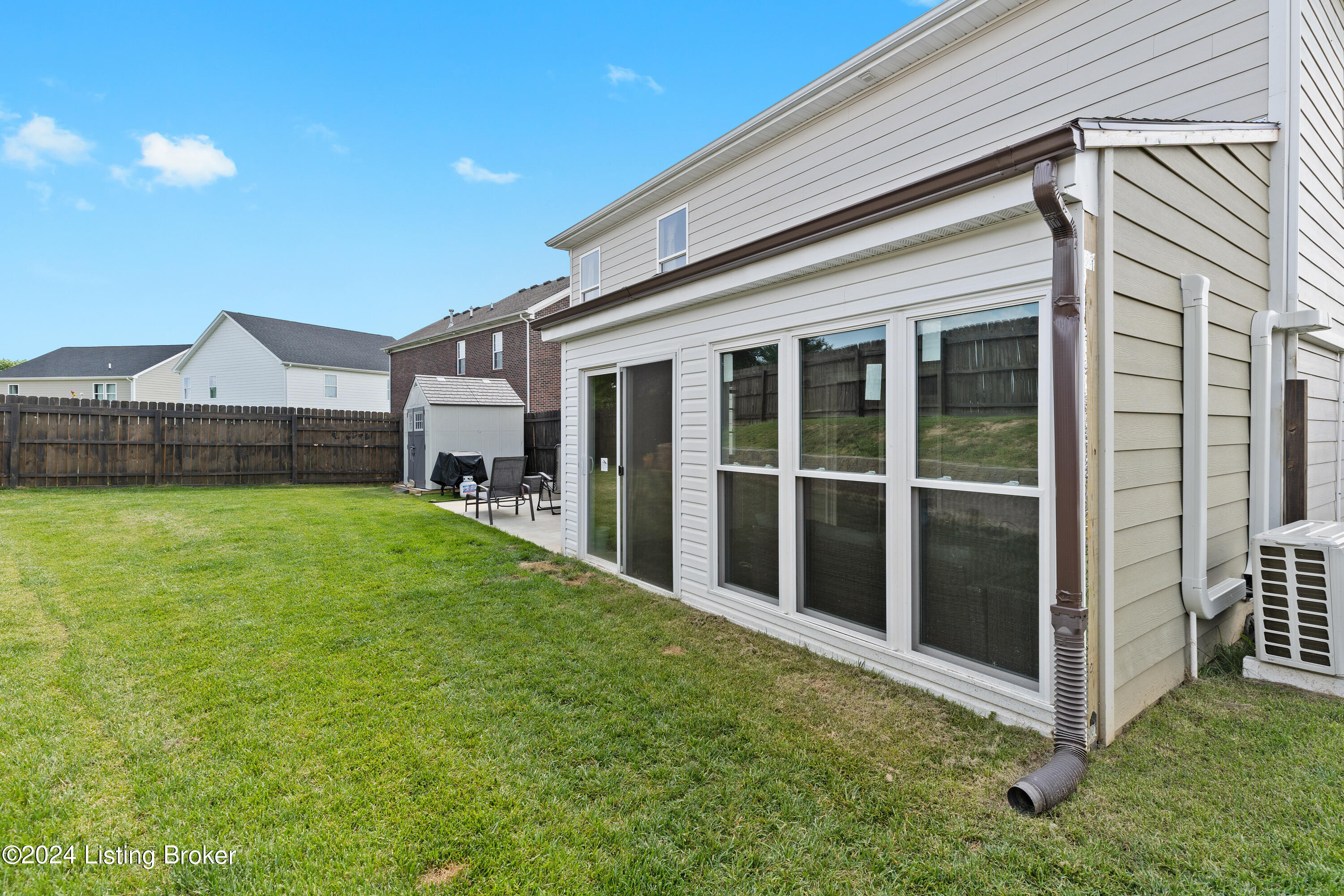 138 Spring Lake Ln