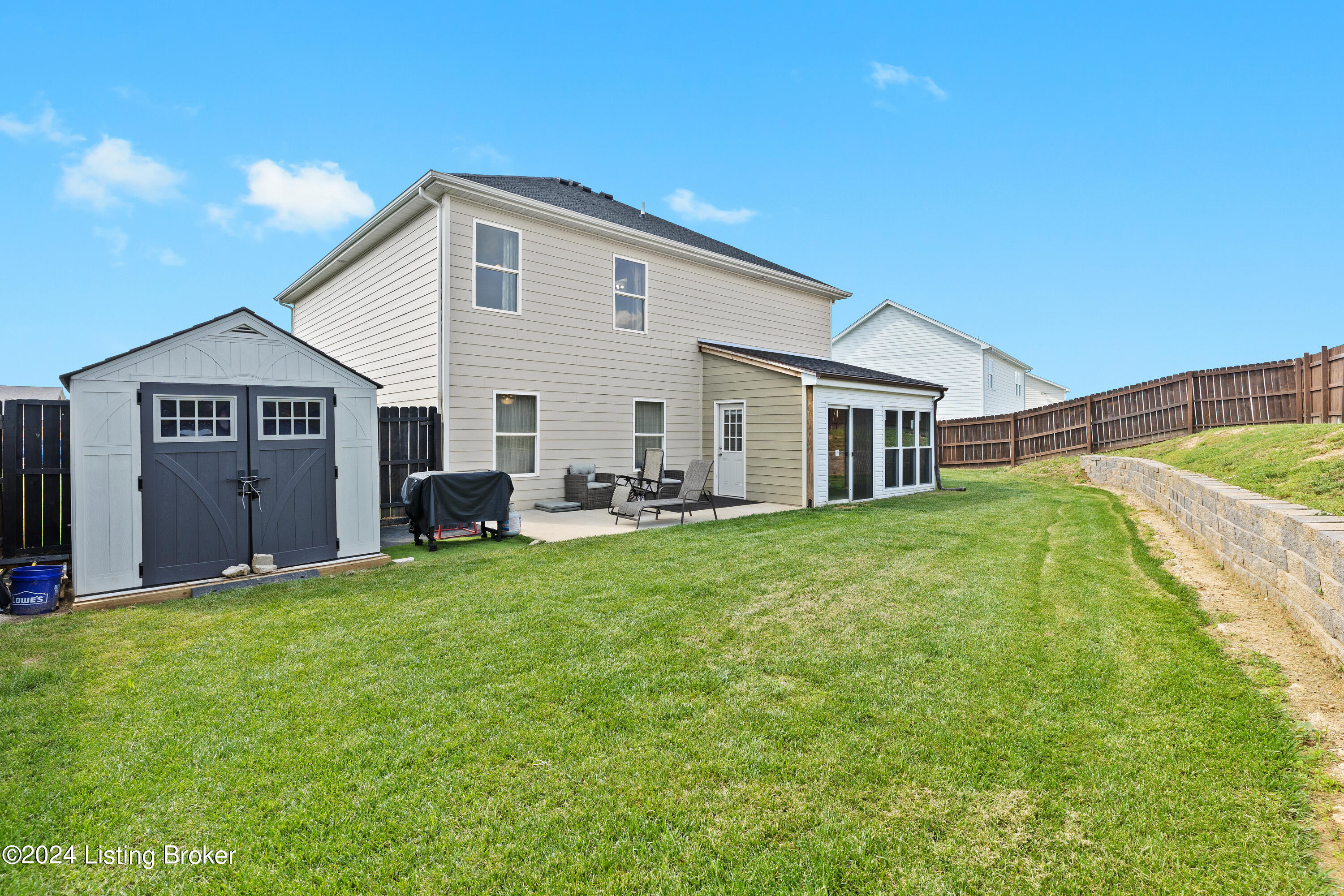138 Spring Lake Ln