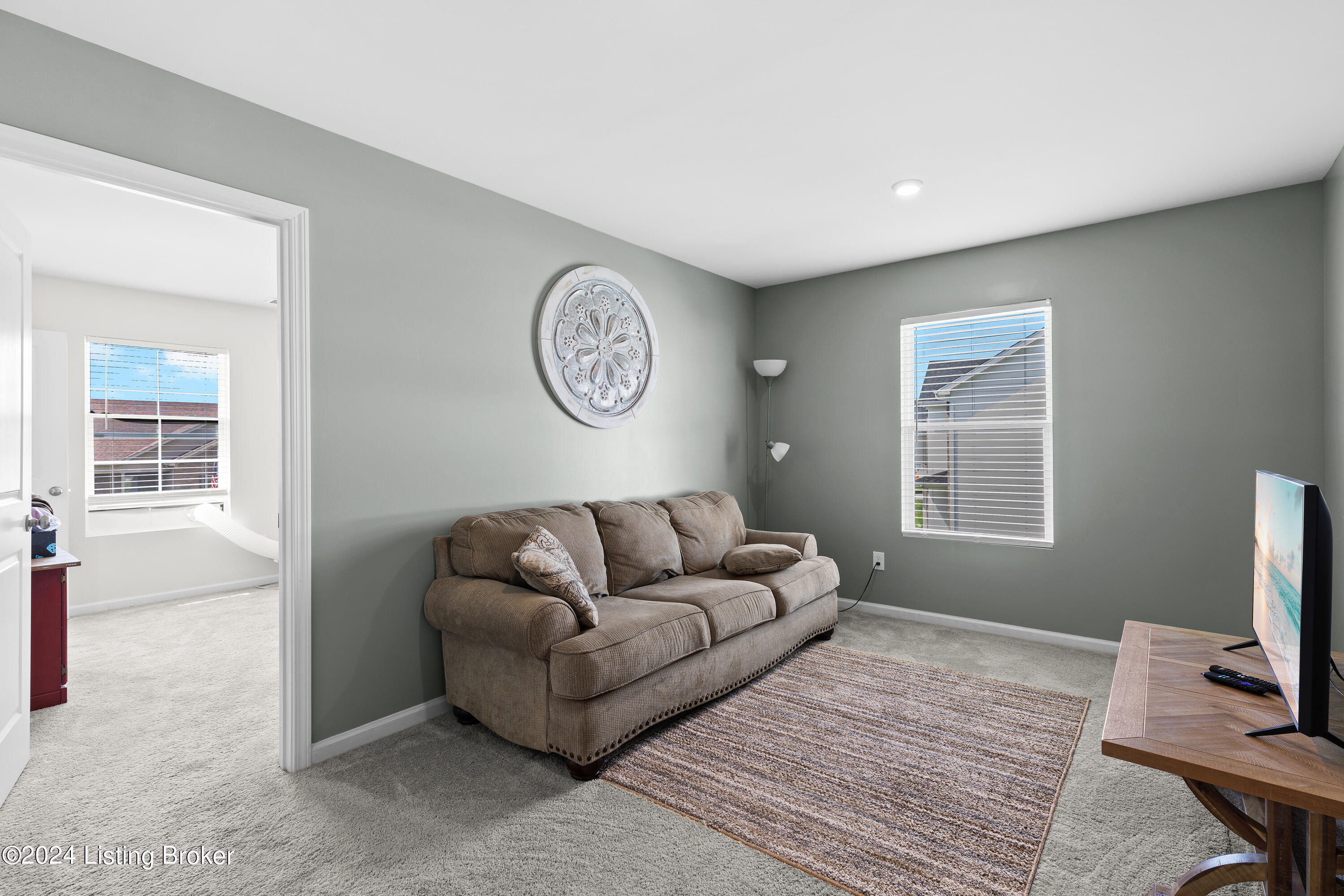 138 Spring Lake Ln