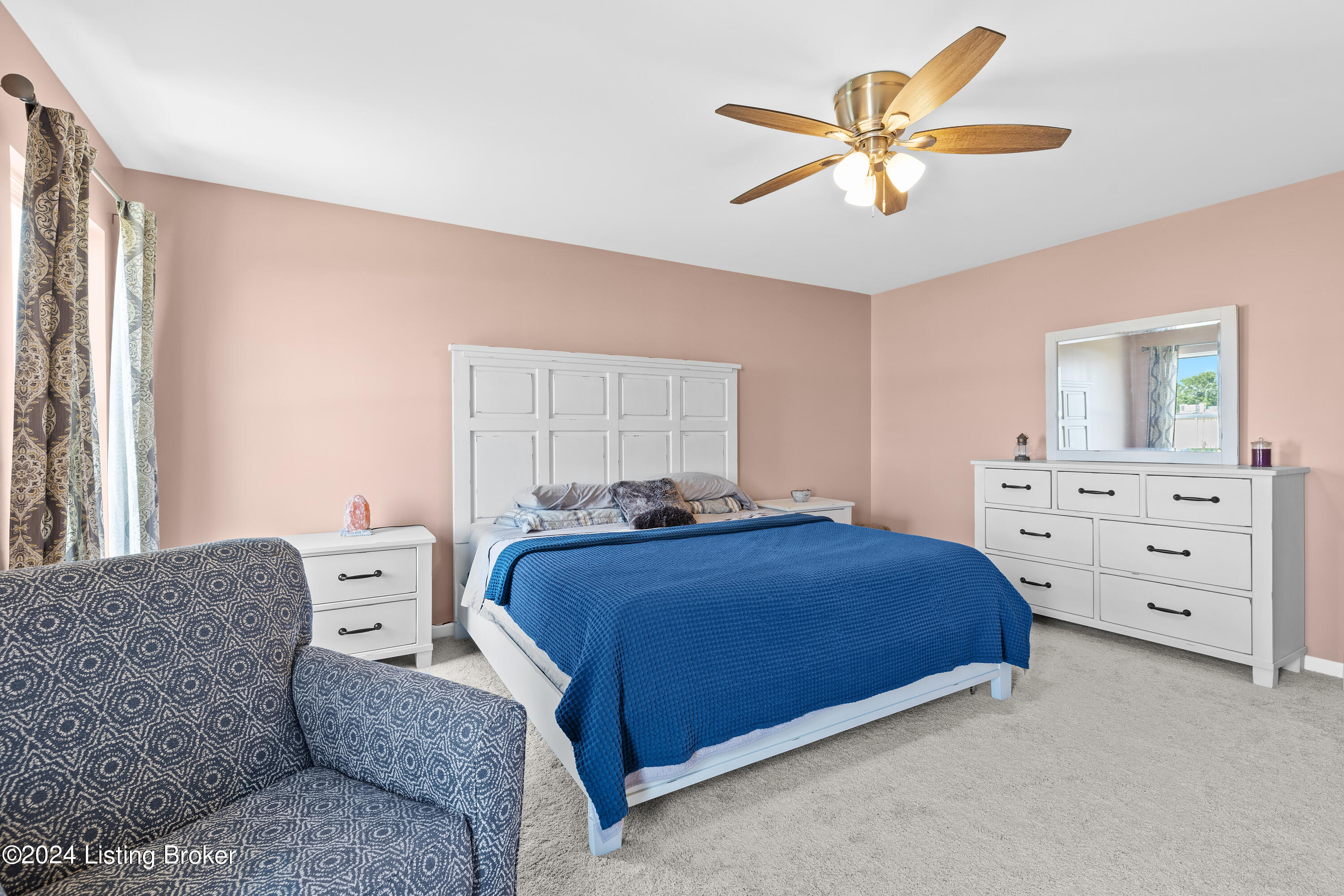 138 Spring Lake Ln