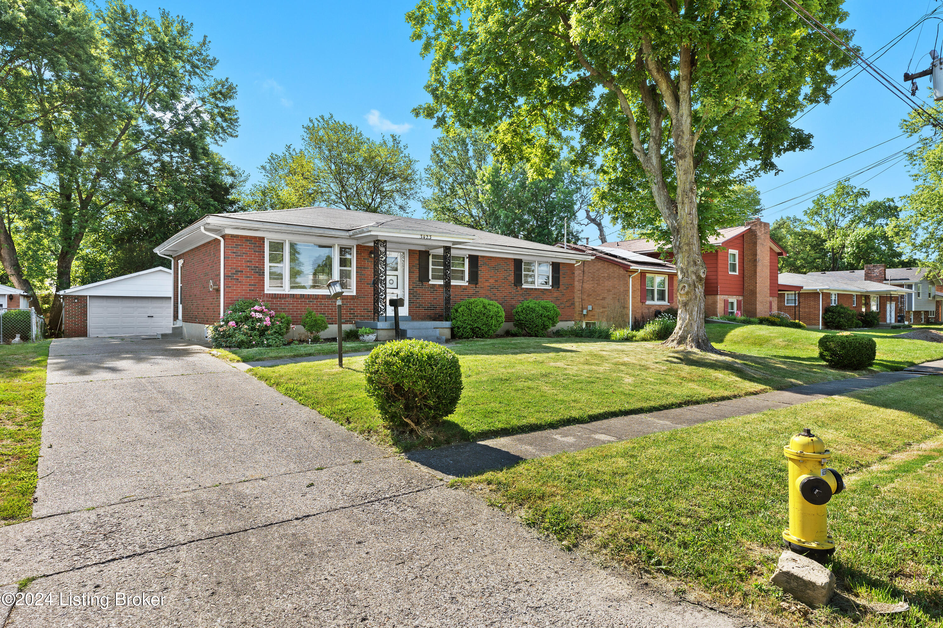 3423 Fernheather Dr