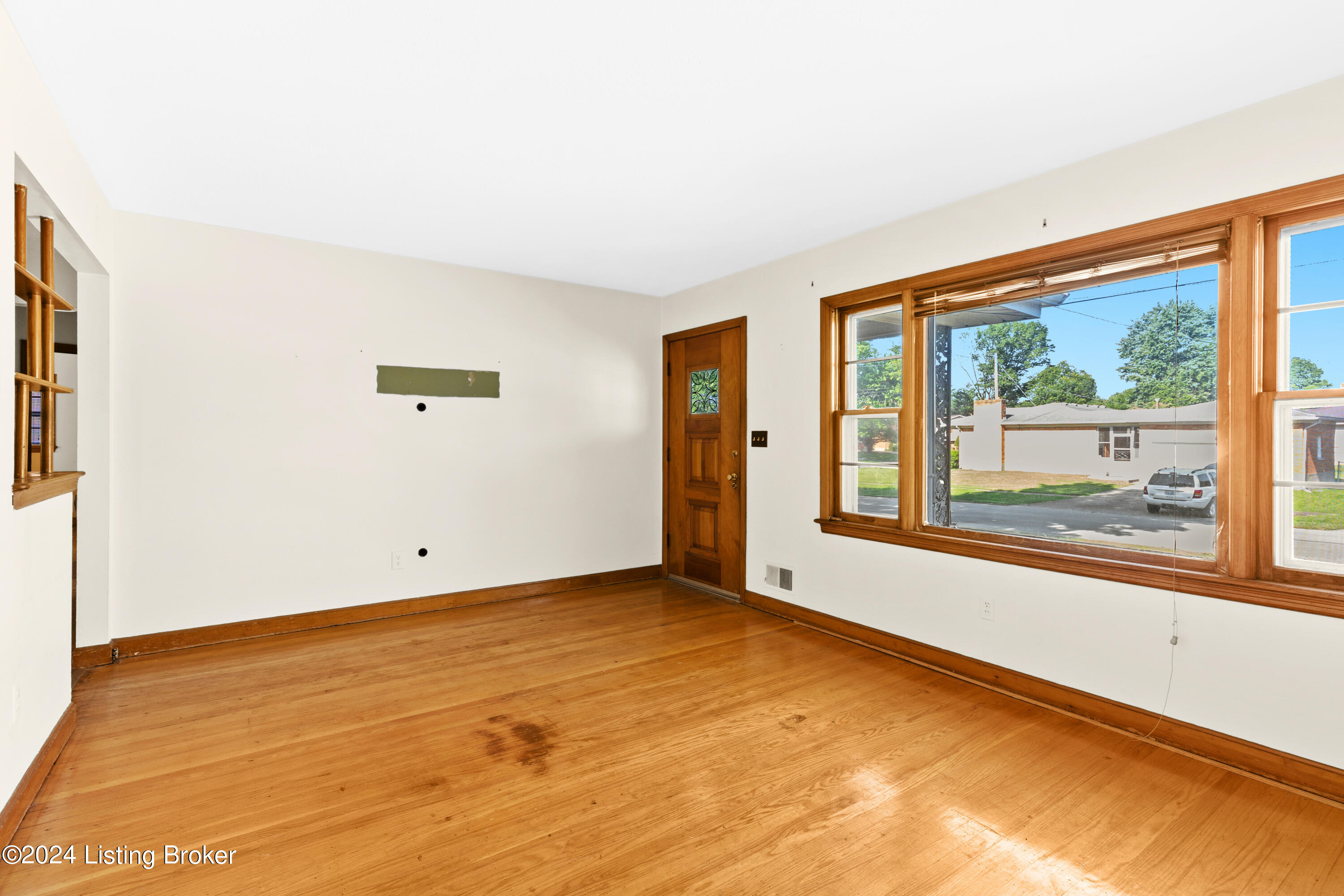 3423 Fernheather Dr
