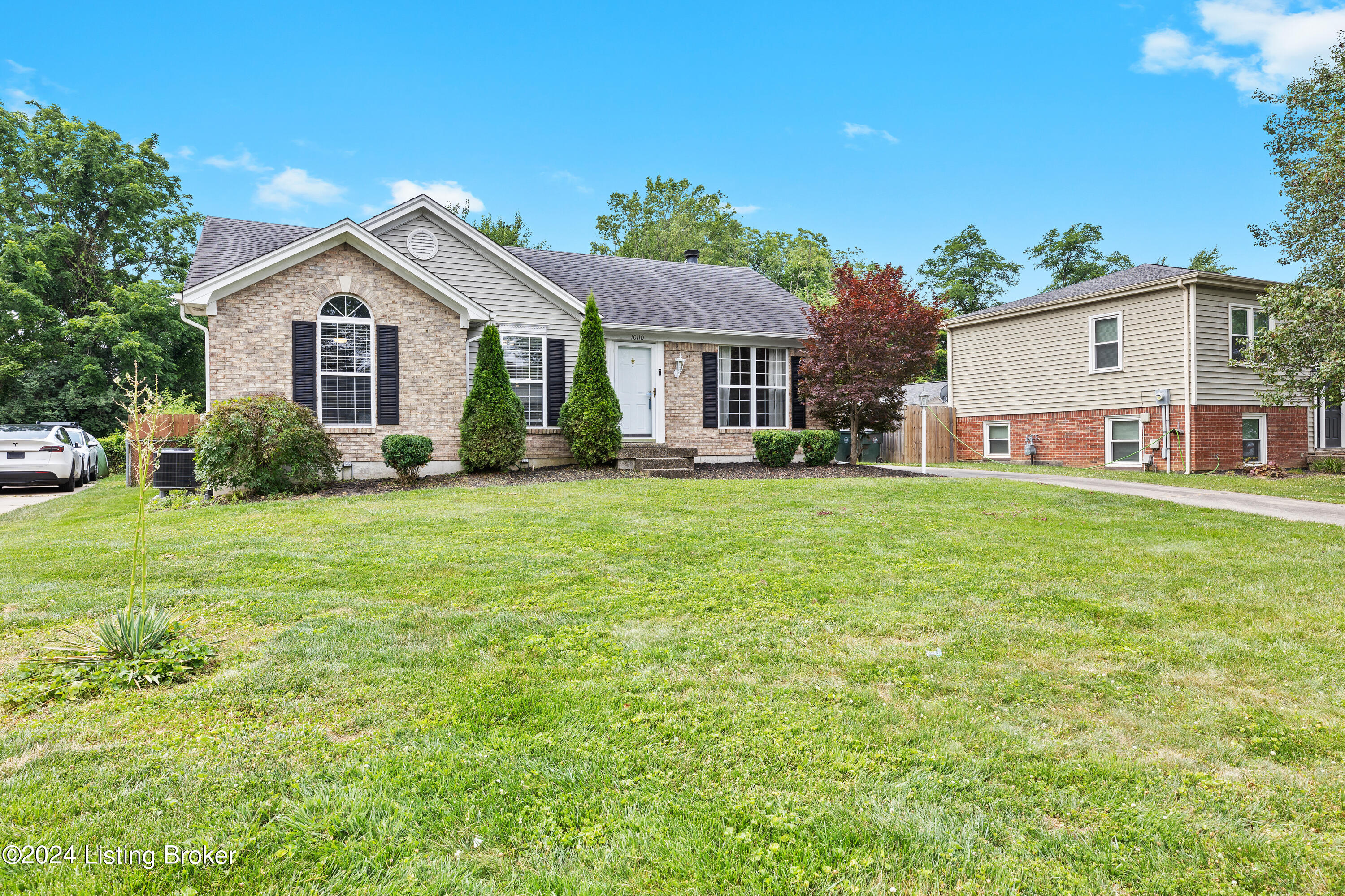 10110 Settlers Crest Ln
