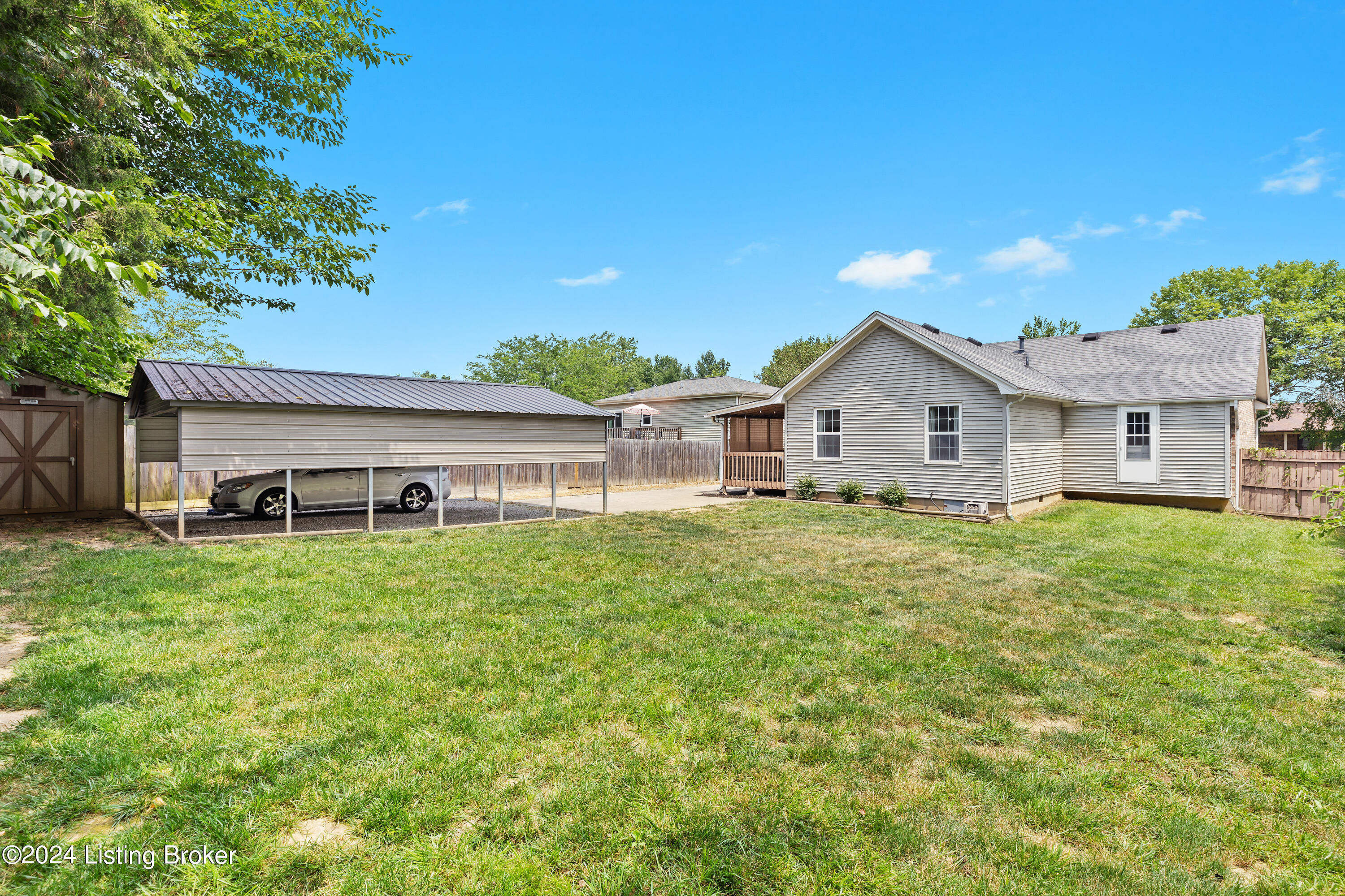 10110 Settlers Crest Ln