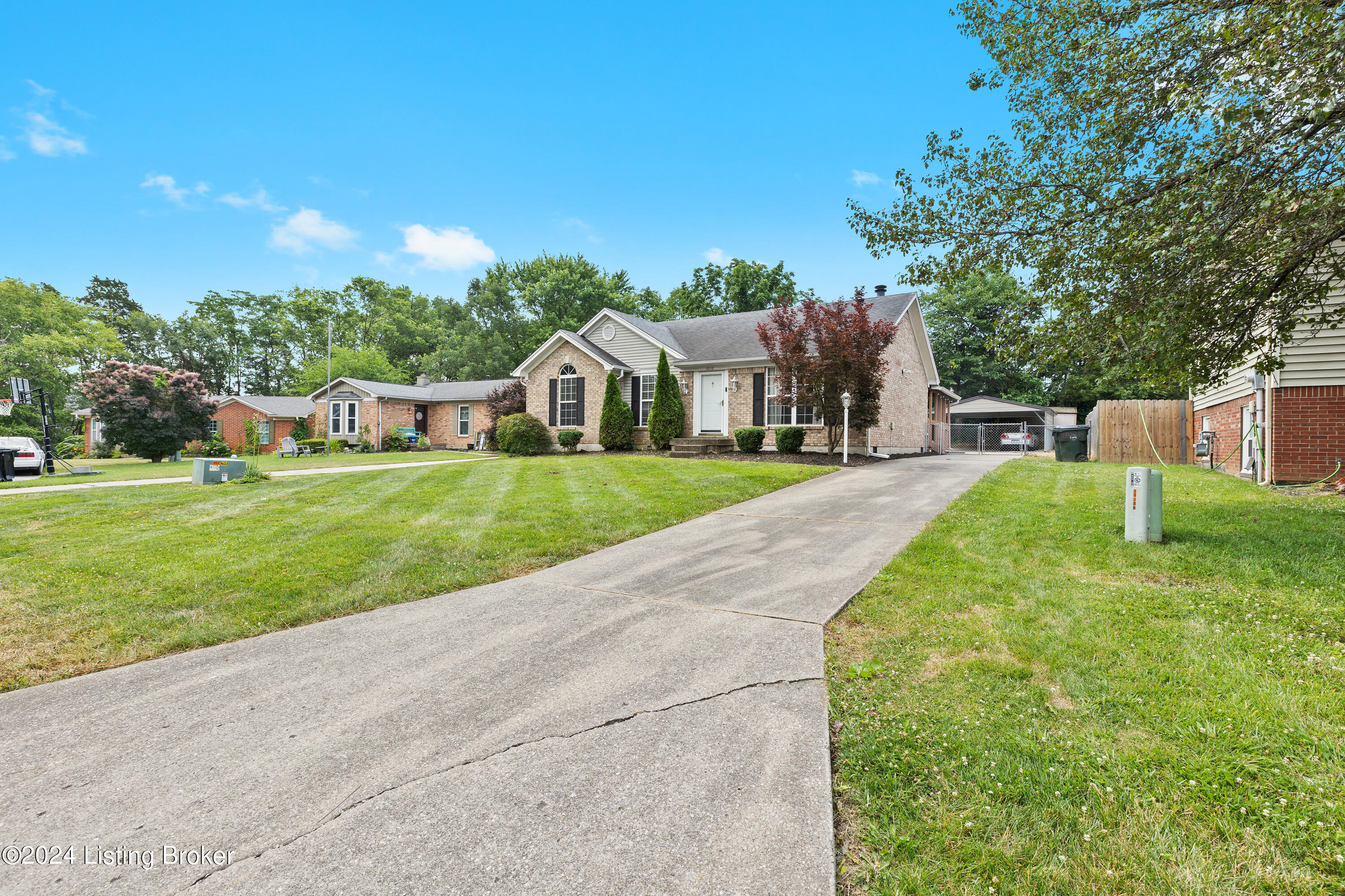 10110 Settlers Crest Ln