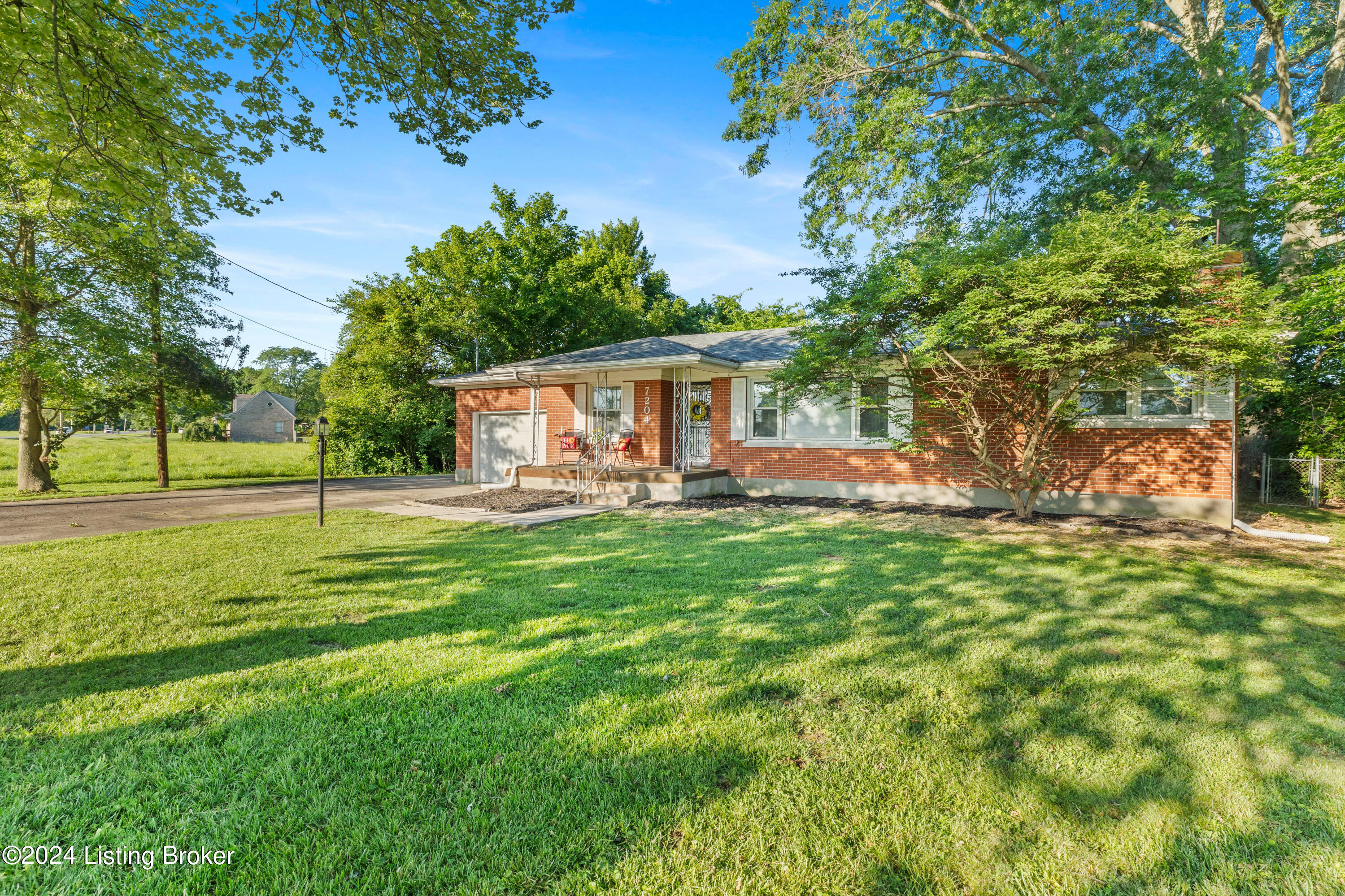 7204 Arnoldtown Rd