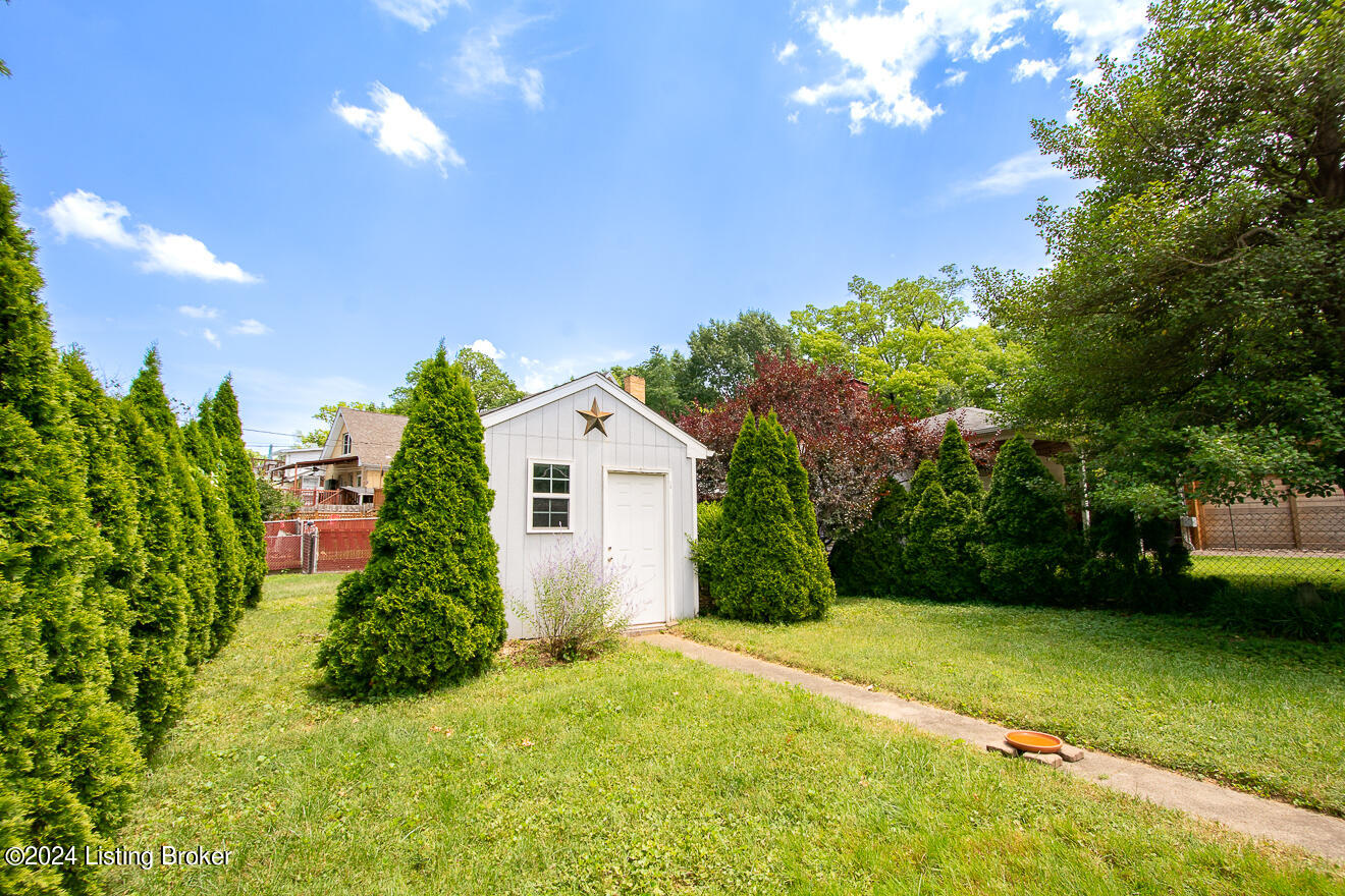1277 Lydia St