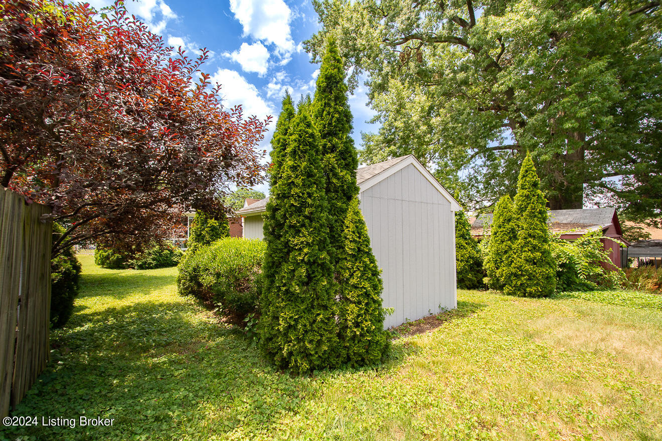 1277 Lydia St
