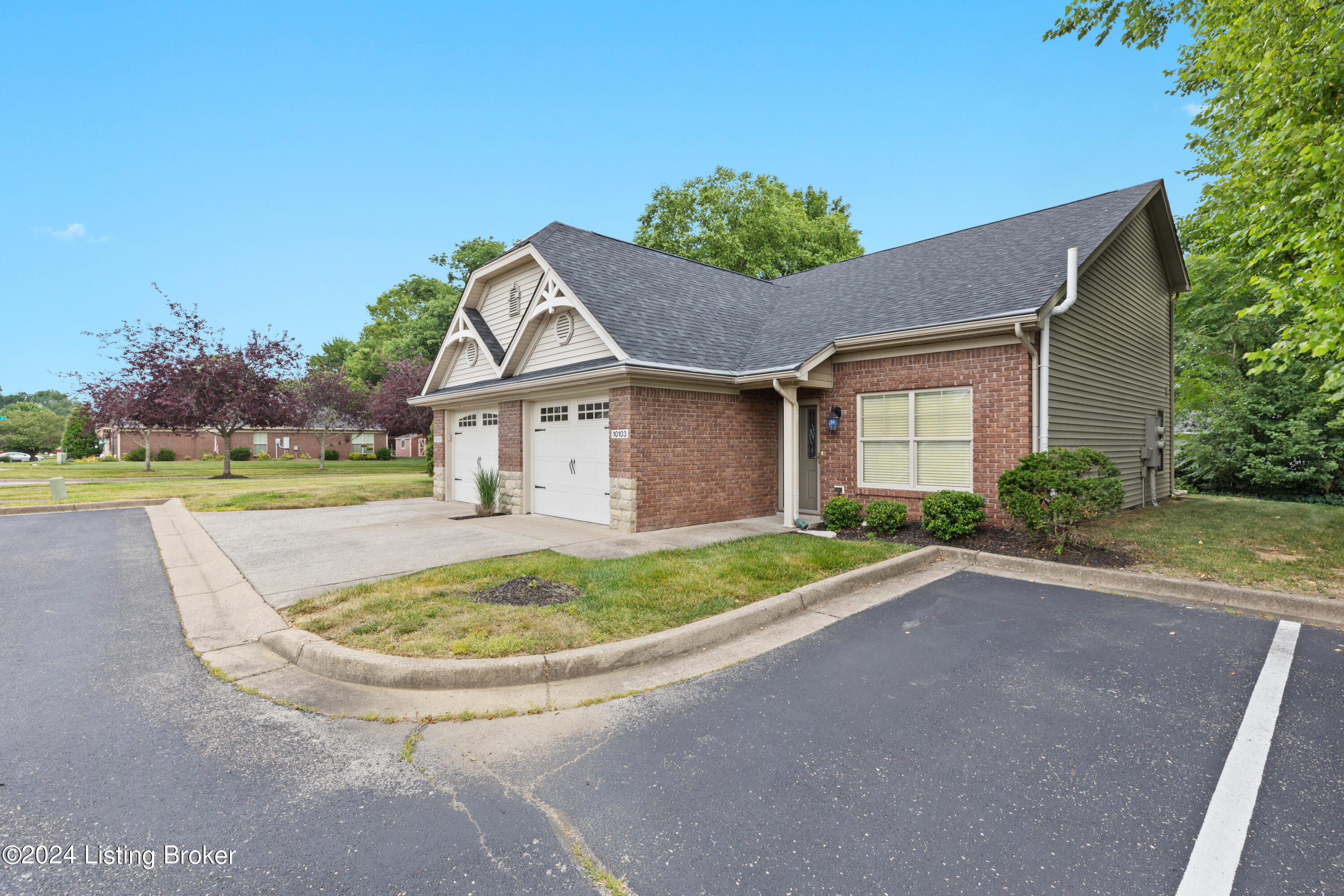 10103 Spruce Grove Dr