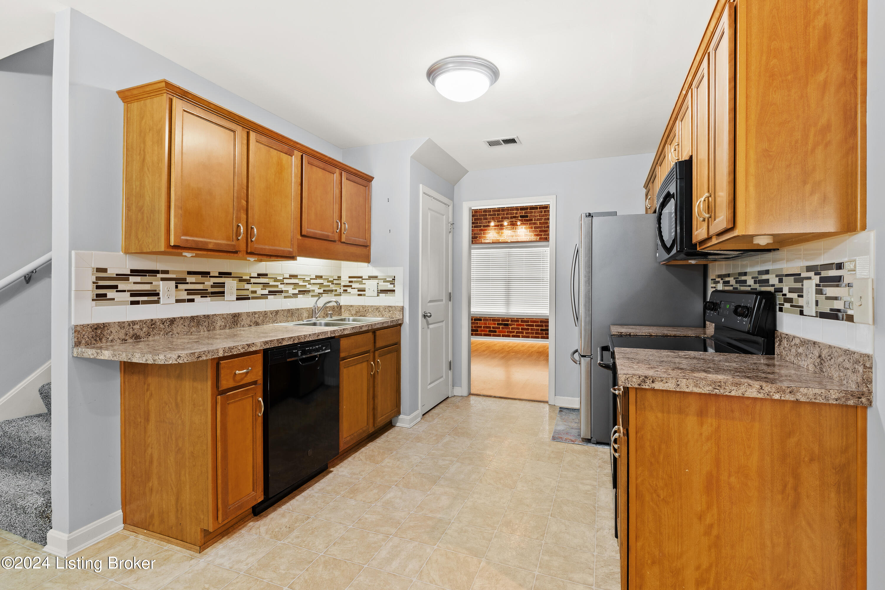 10103 Spruce Grove Dr