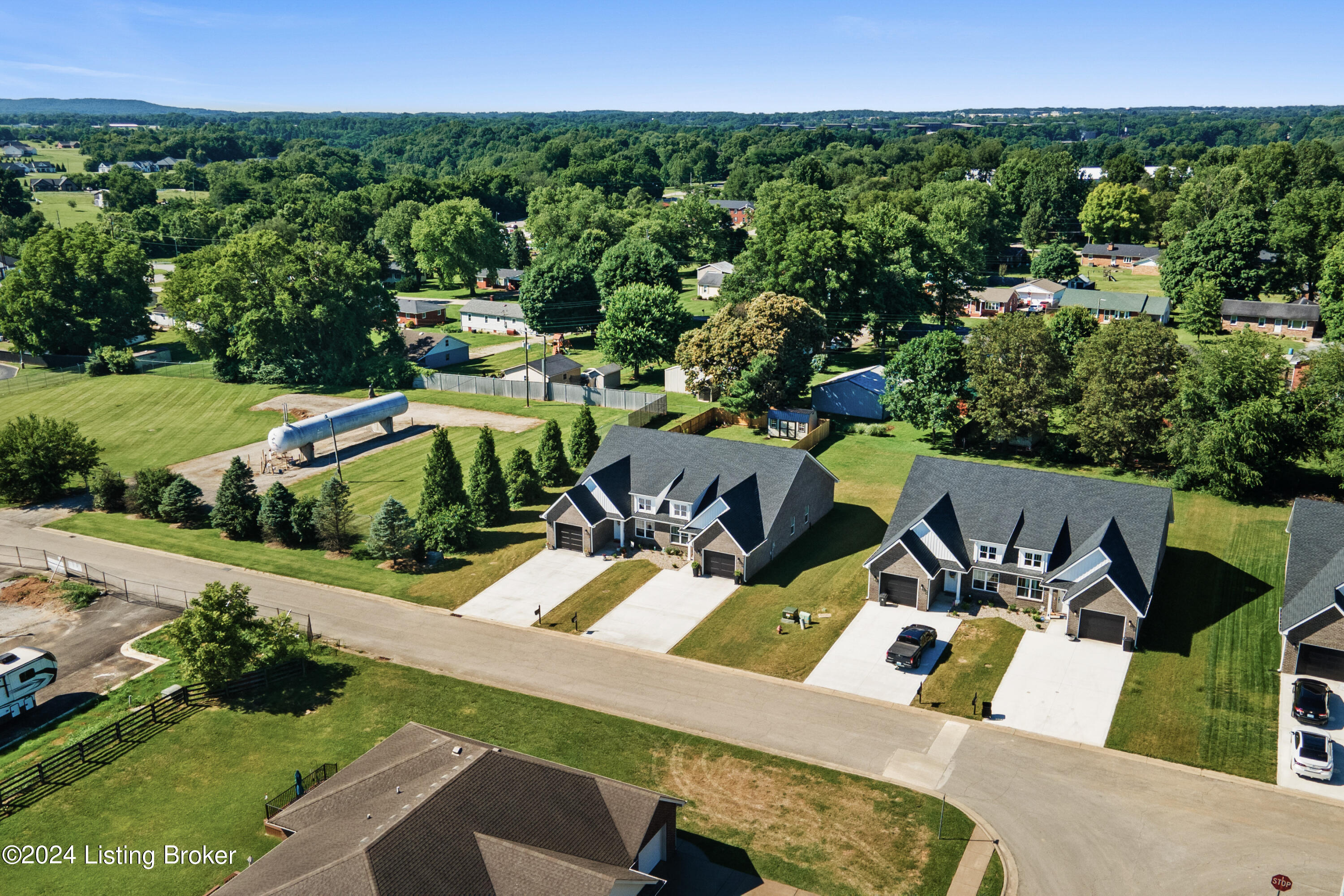 1004 Ray Wimsett Blvd, A
